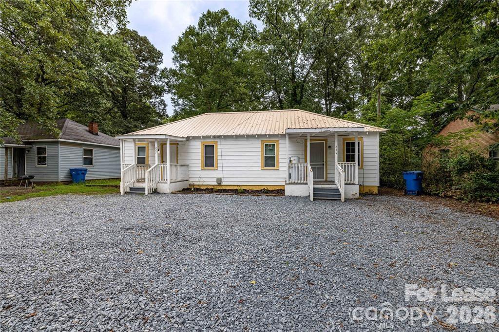 629 Colston Street — photo