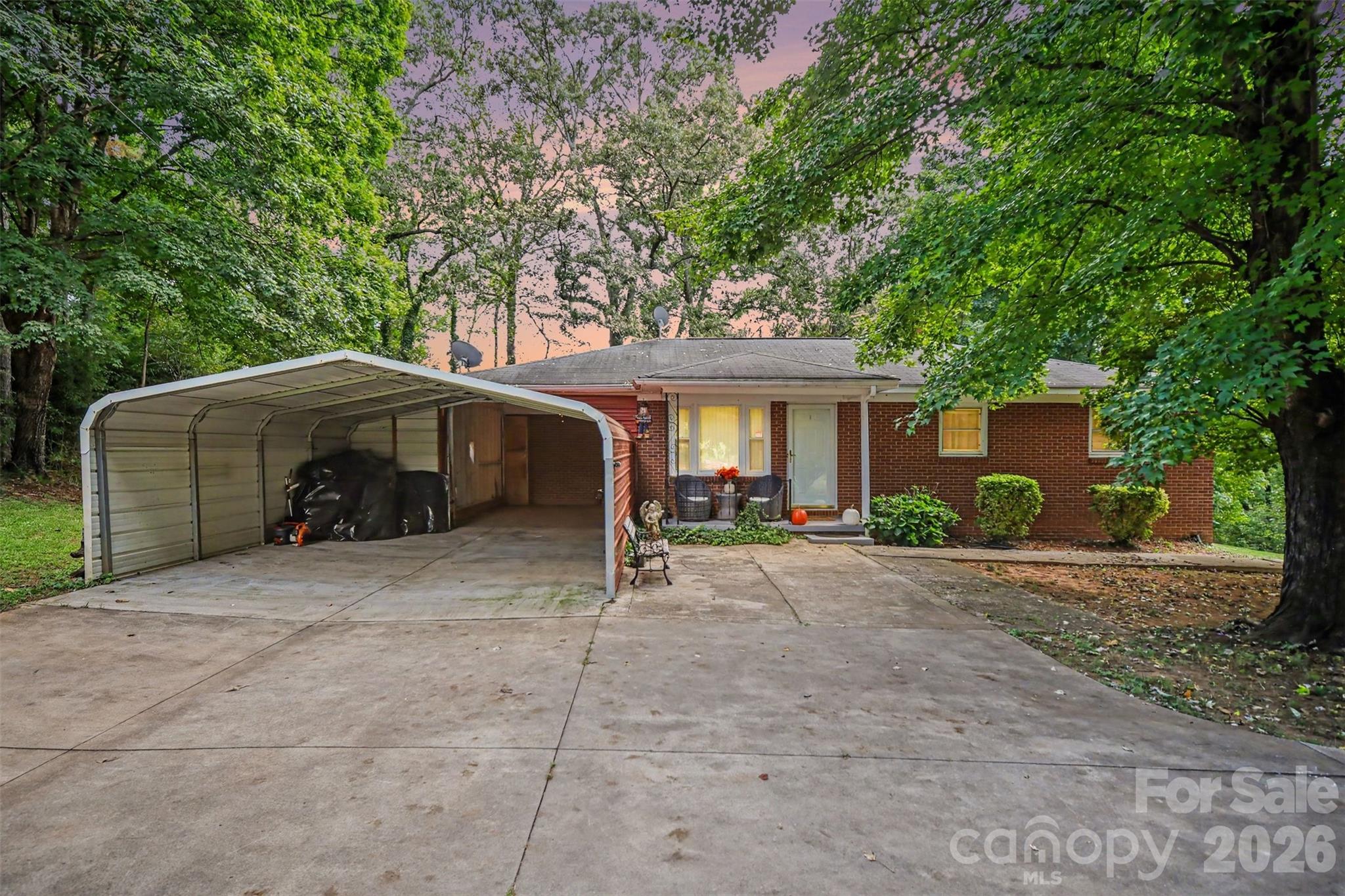 1308 E Stagecoach Trail — photo