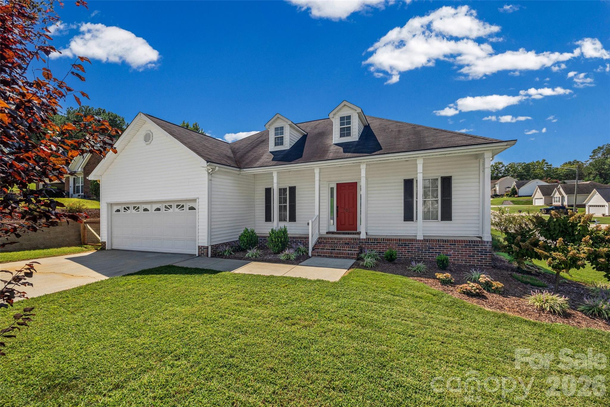 701 Peregrine Court — photo