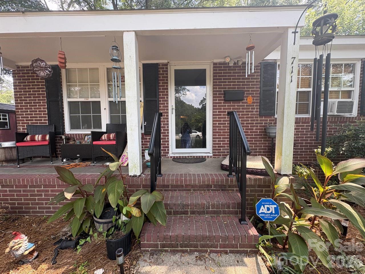 711 Pine Street, Cheraw, SC 29520 — photo 2