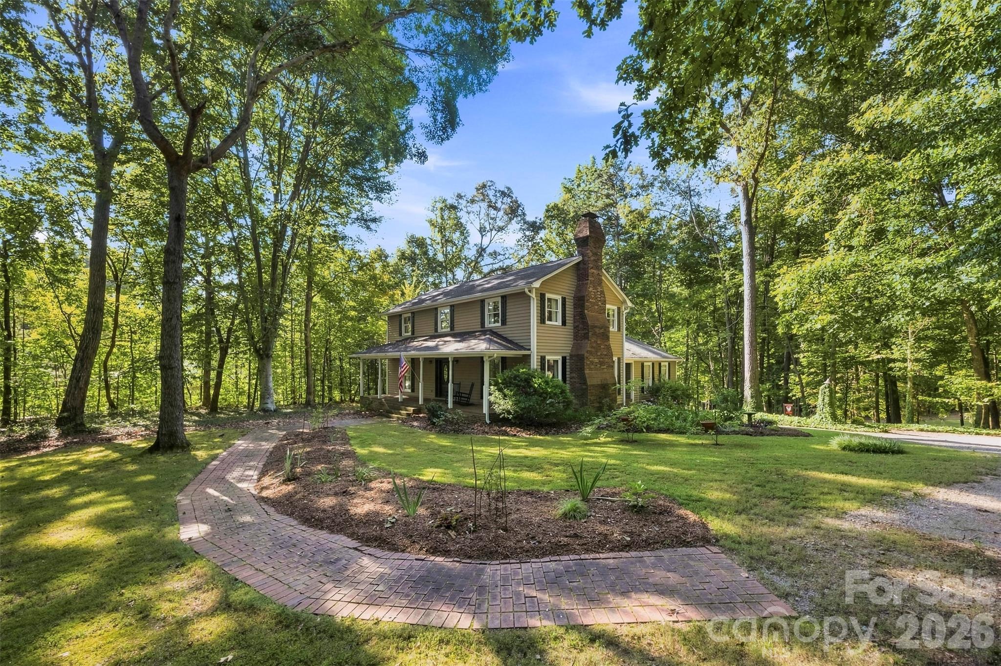 2840 Sparrow Springs Road — photo