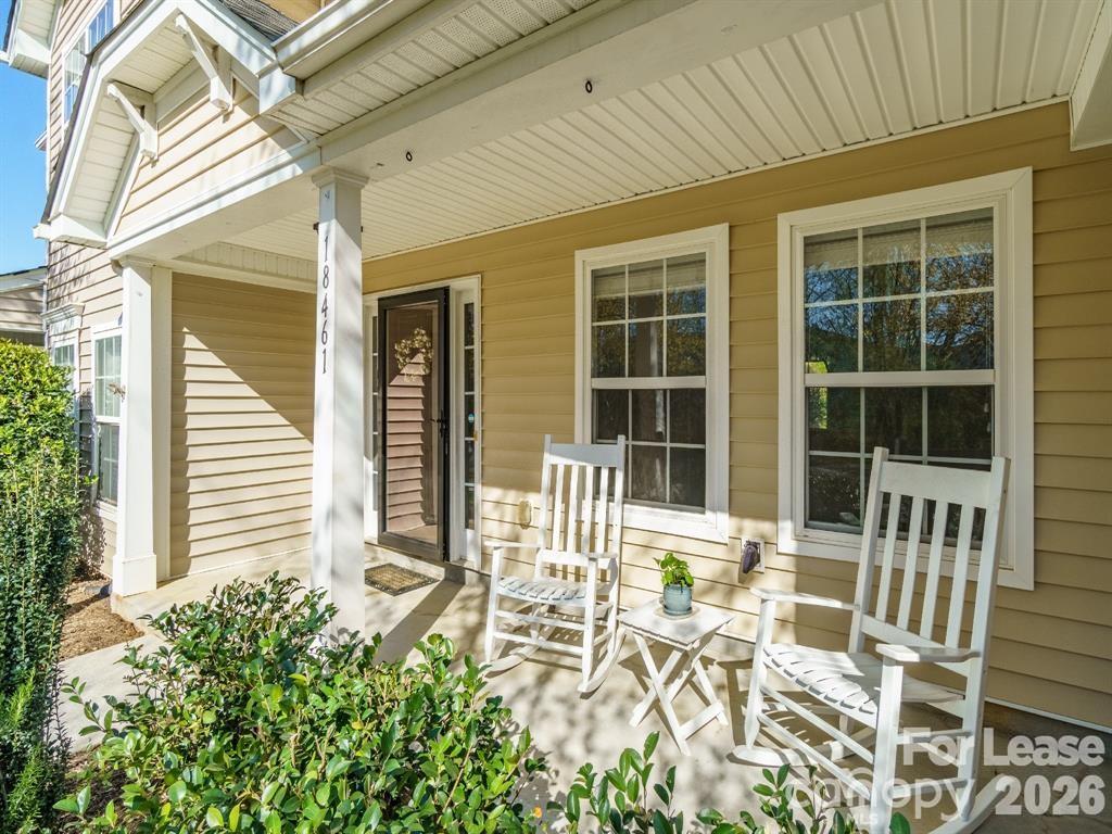 18461 Streamline Court — photo