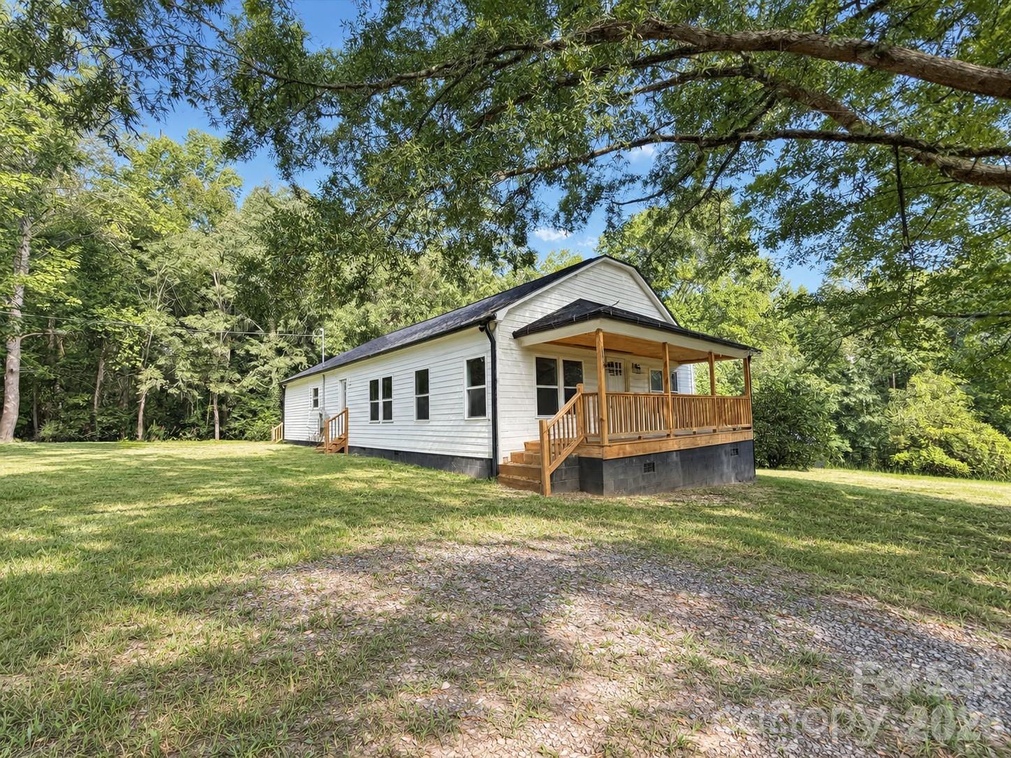 1450 Zion Church Road — photo