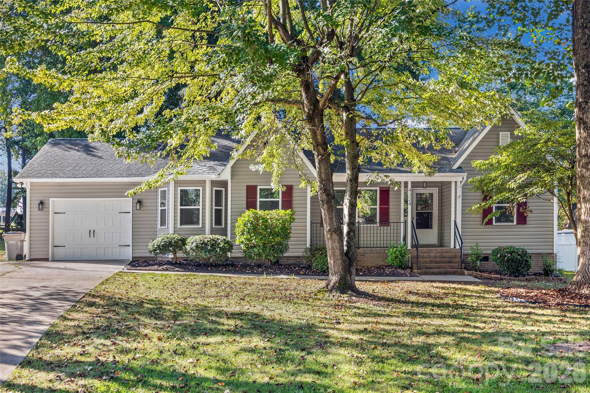 4324 Hickory Hollow Road — photo
