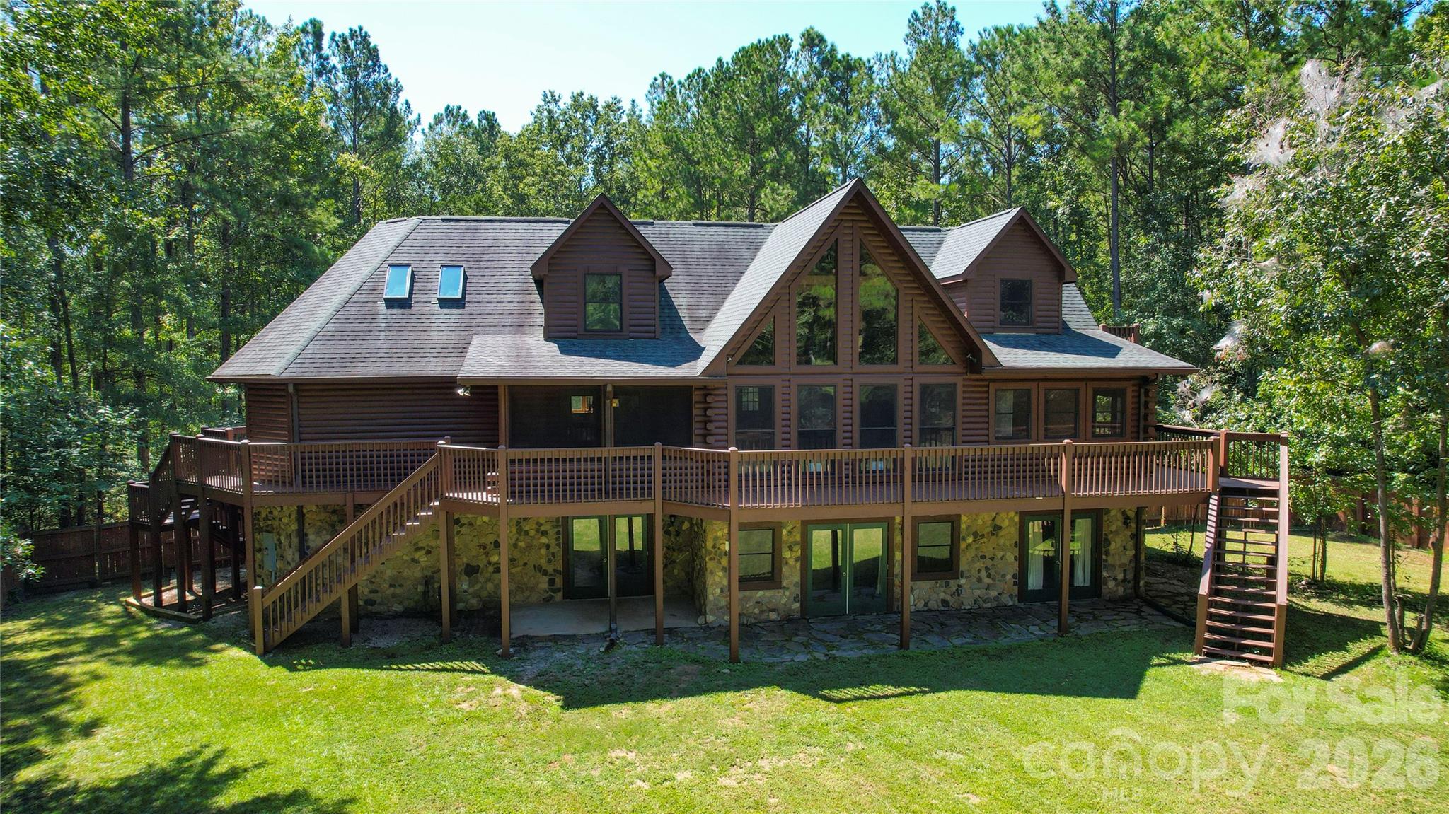 1040 Lawhorn Road — photo