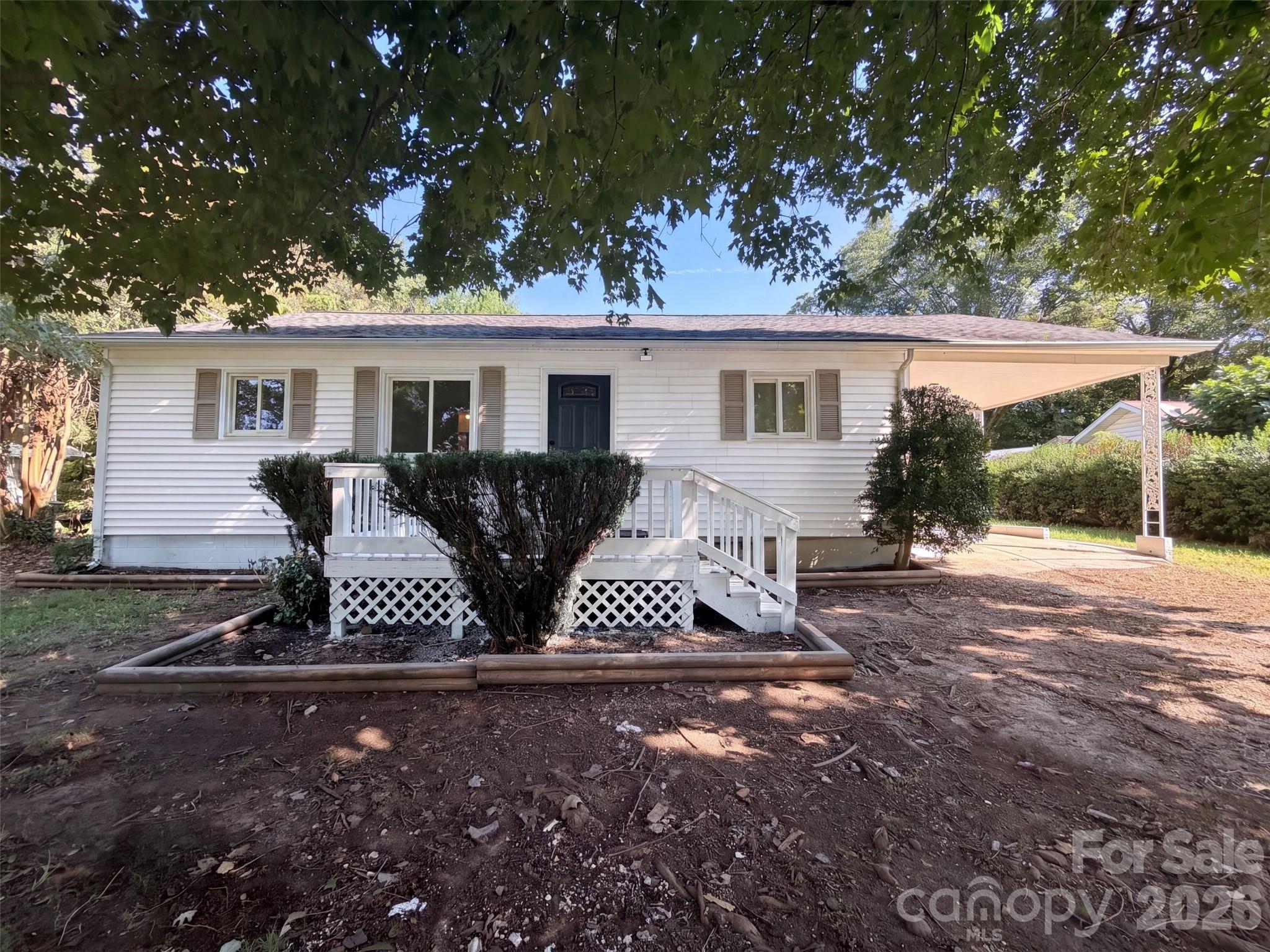 131 Highland Point Avenue — photo