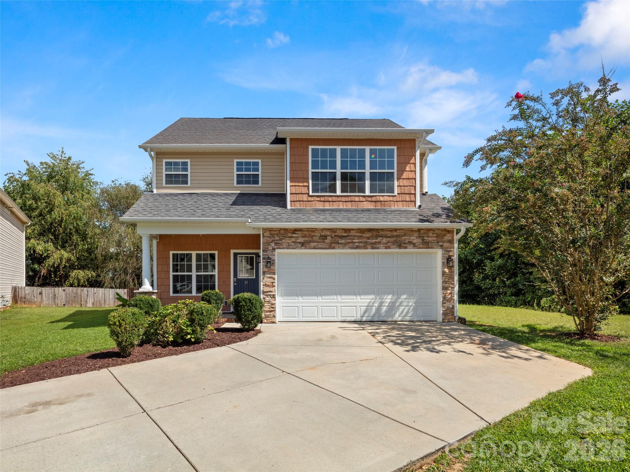 16 Stonebury Drive — photo