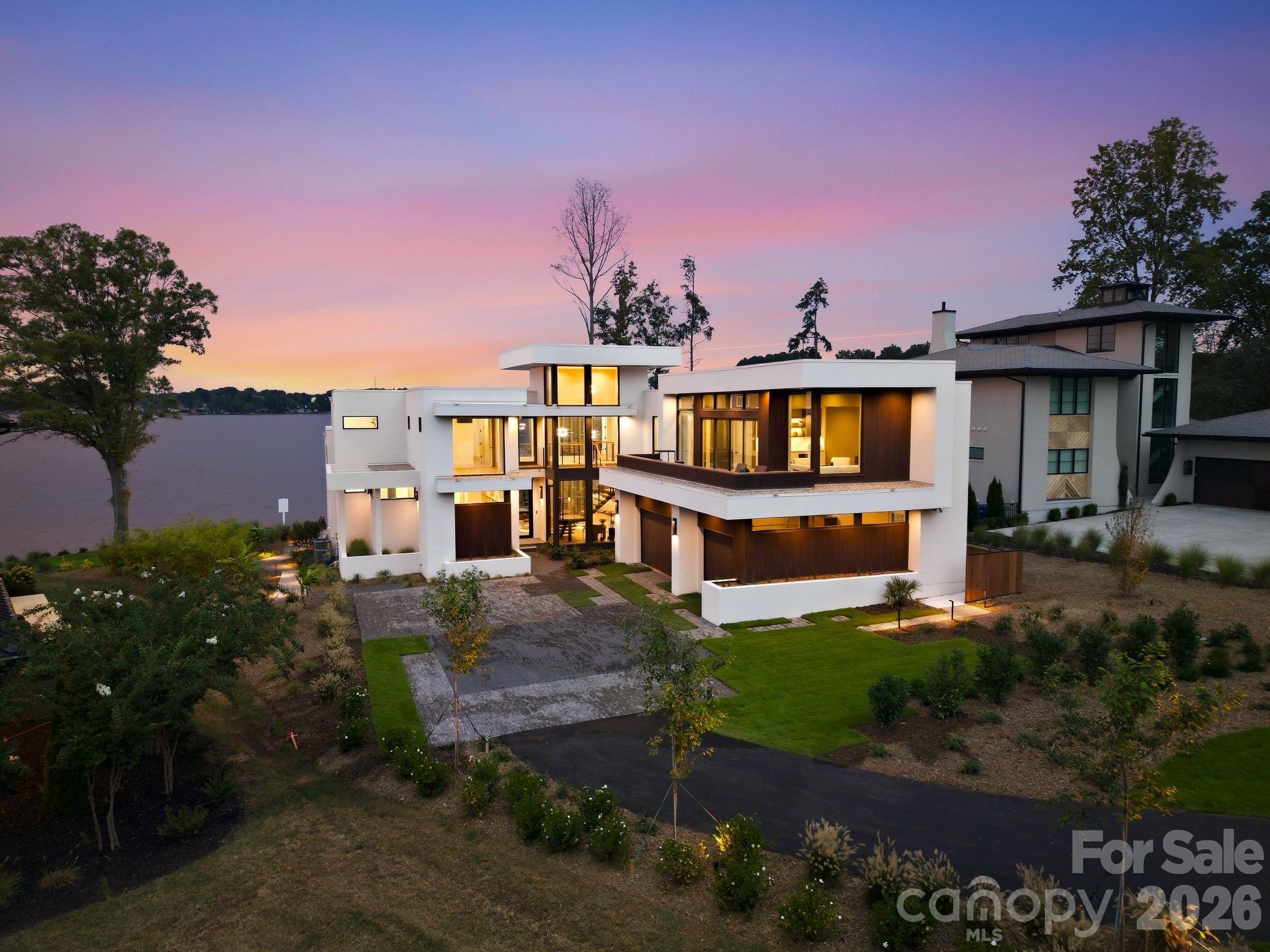 136 Potomac Lane — photo