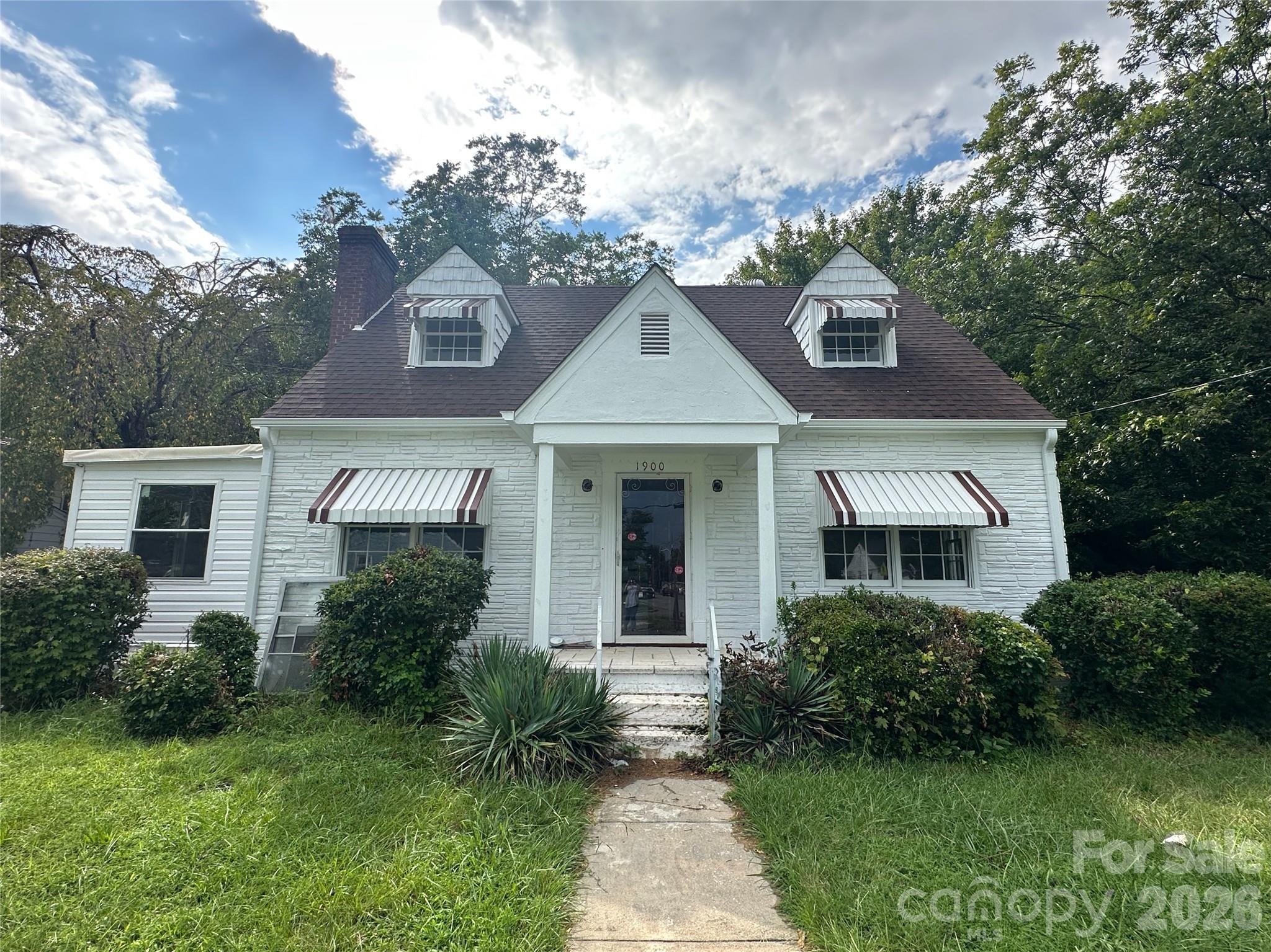 1900 Peachtree Street — photo