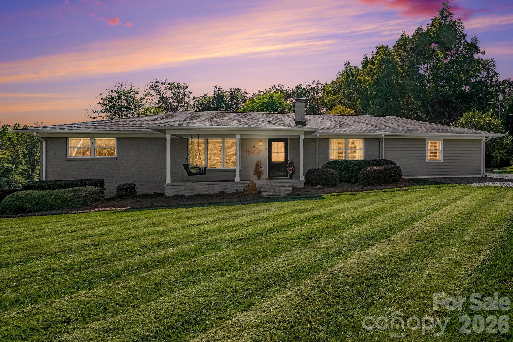 540 Harvell Drive — photo