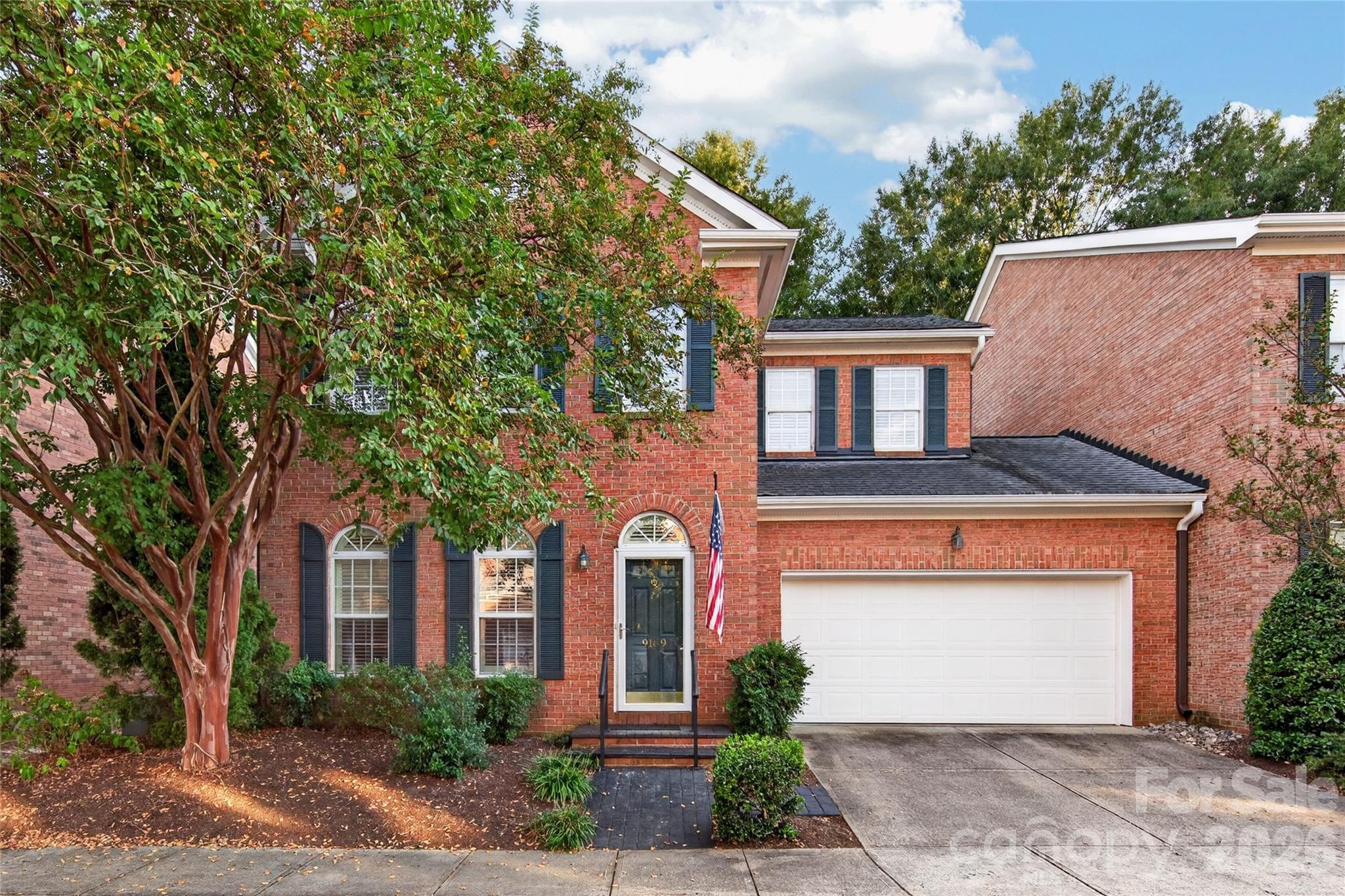 9169 Bonnie Briar Circle — photo