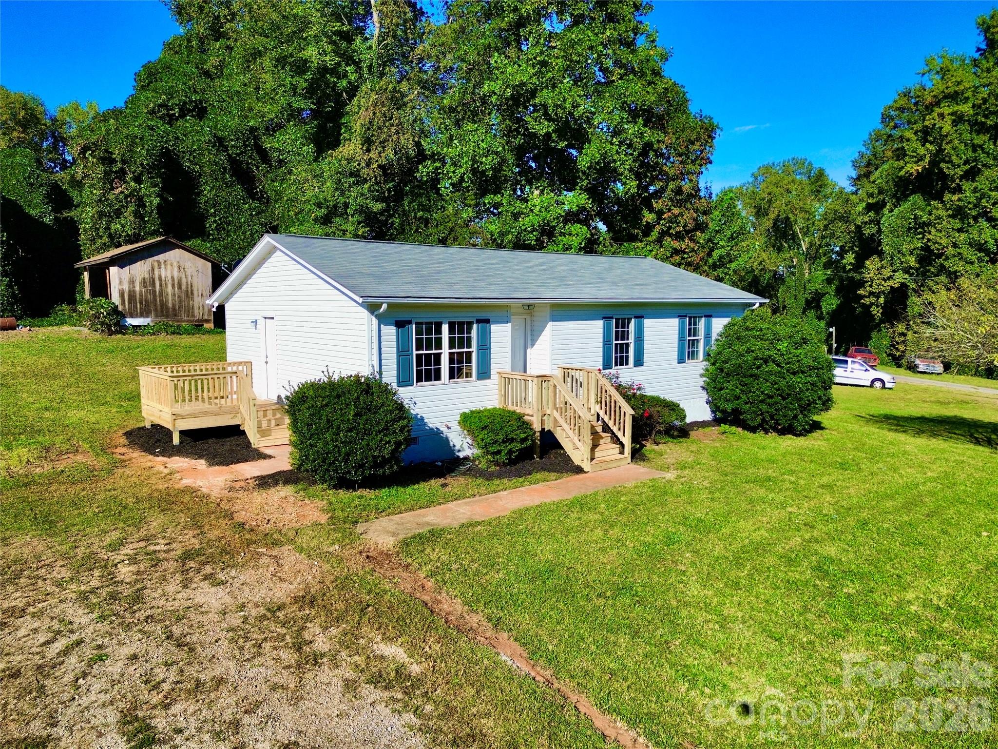 2130 Haven Circle SW — photo