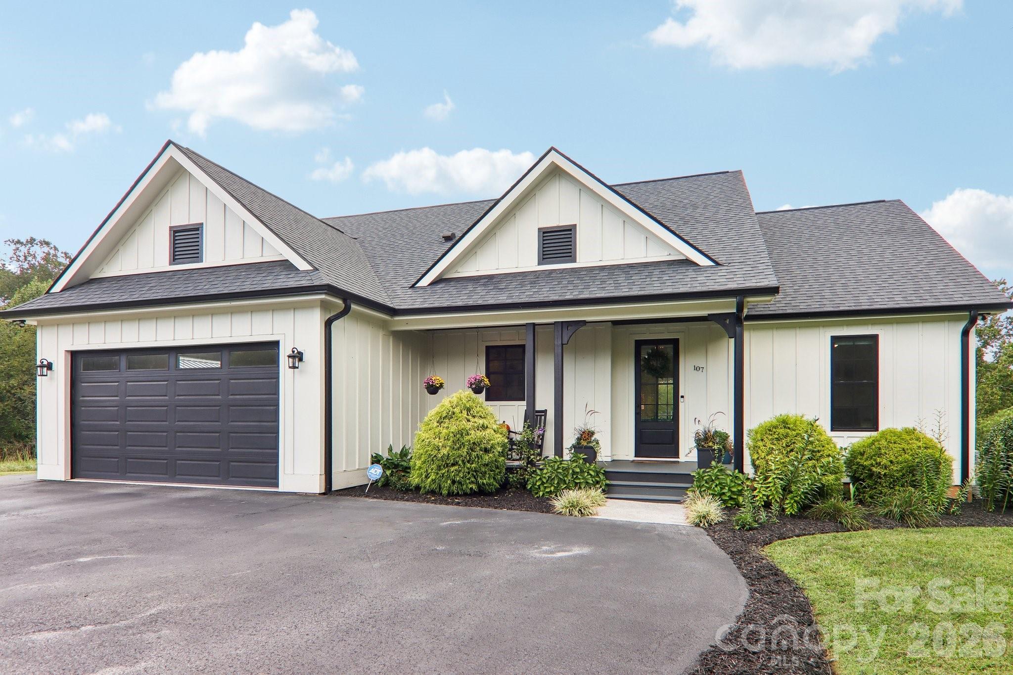 107 New Pinner Place — photo