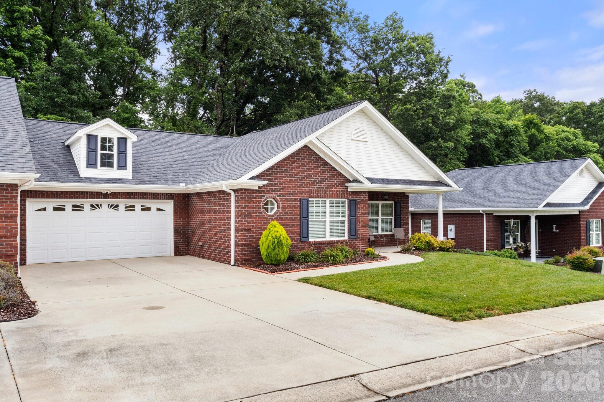 207 Crystal Springs Lane 94 — photo