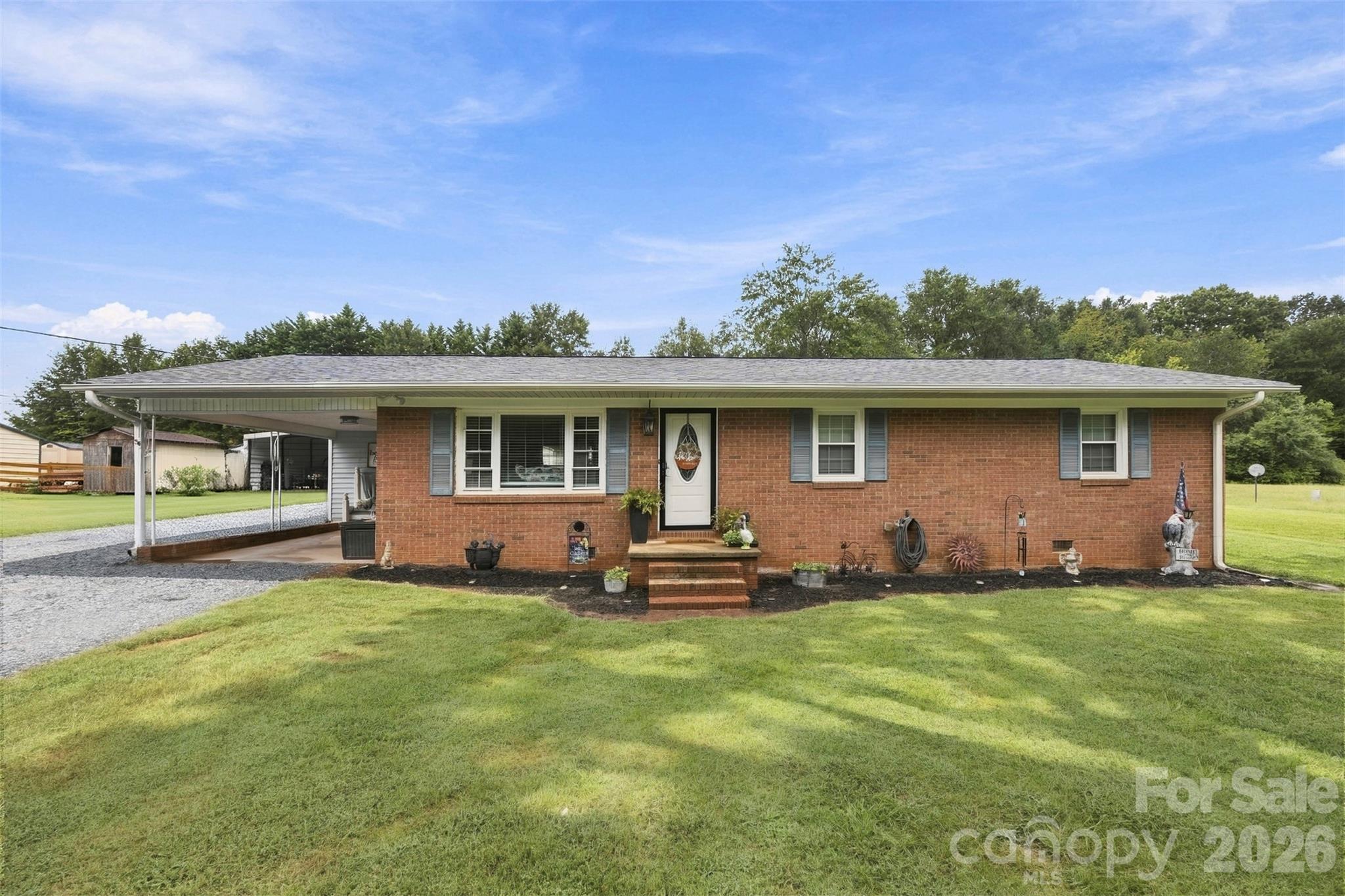 1207 Scenic Drive — photo