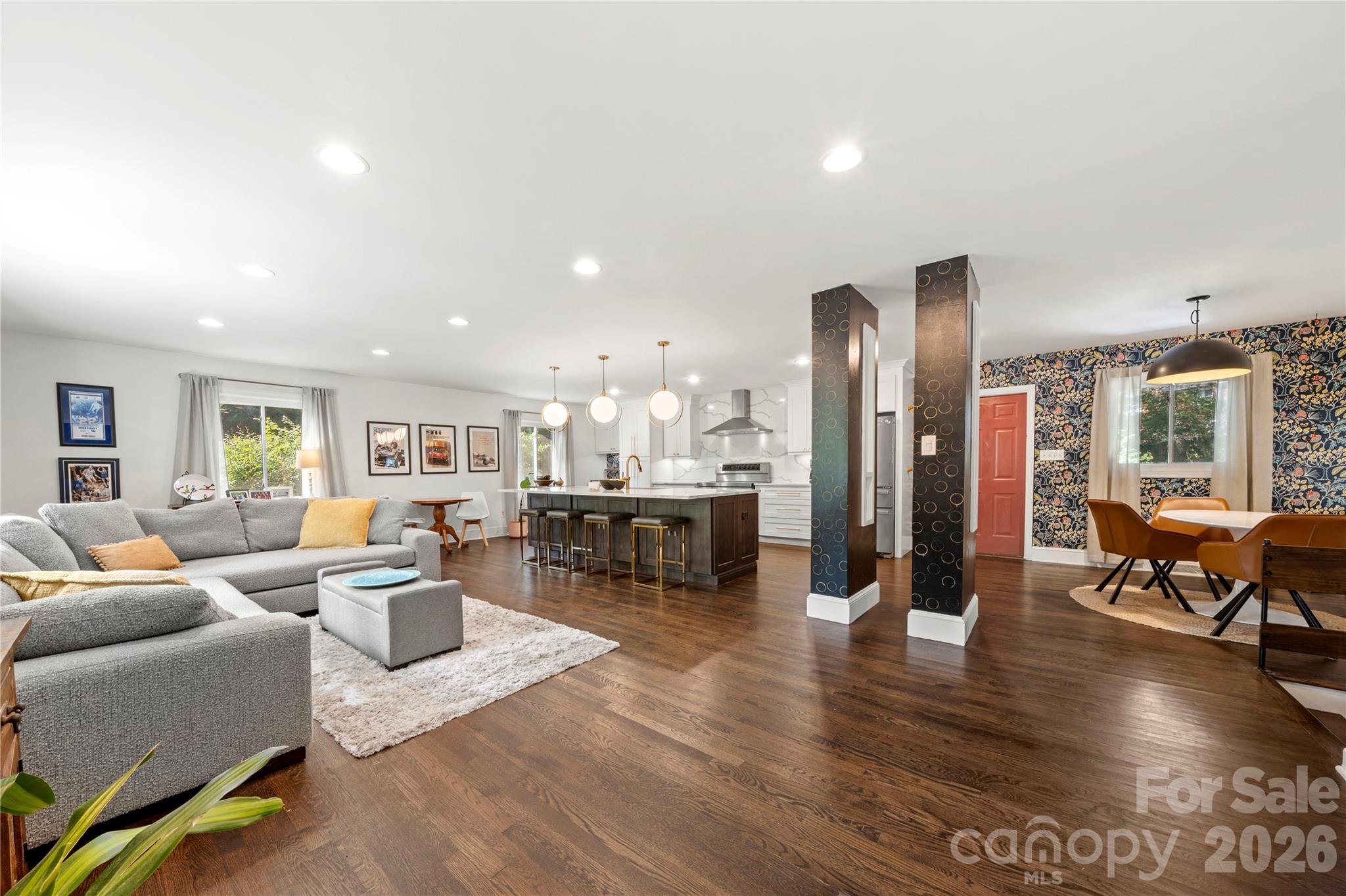 1206 Hollow Tree Court — photo
