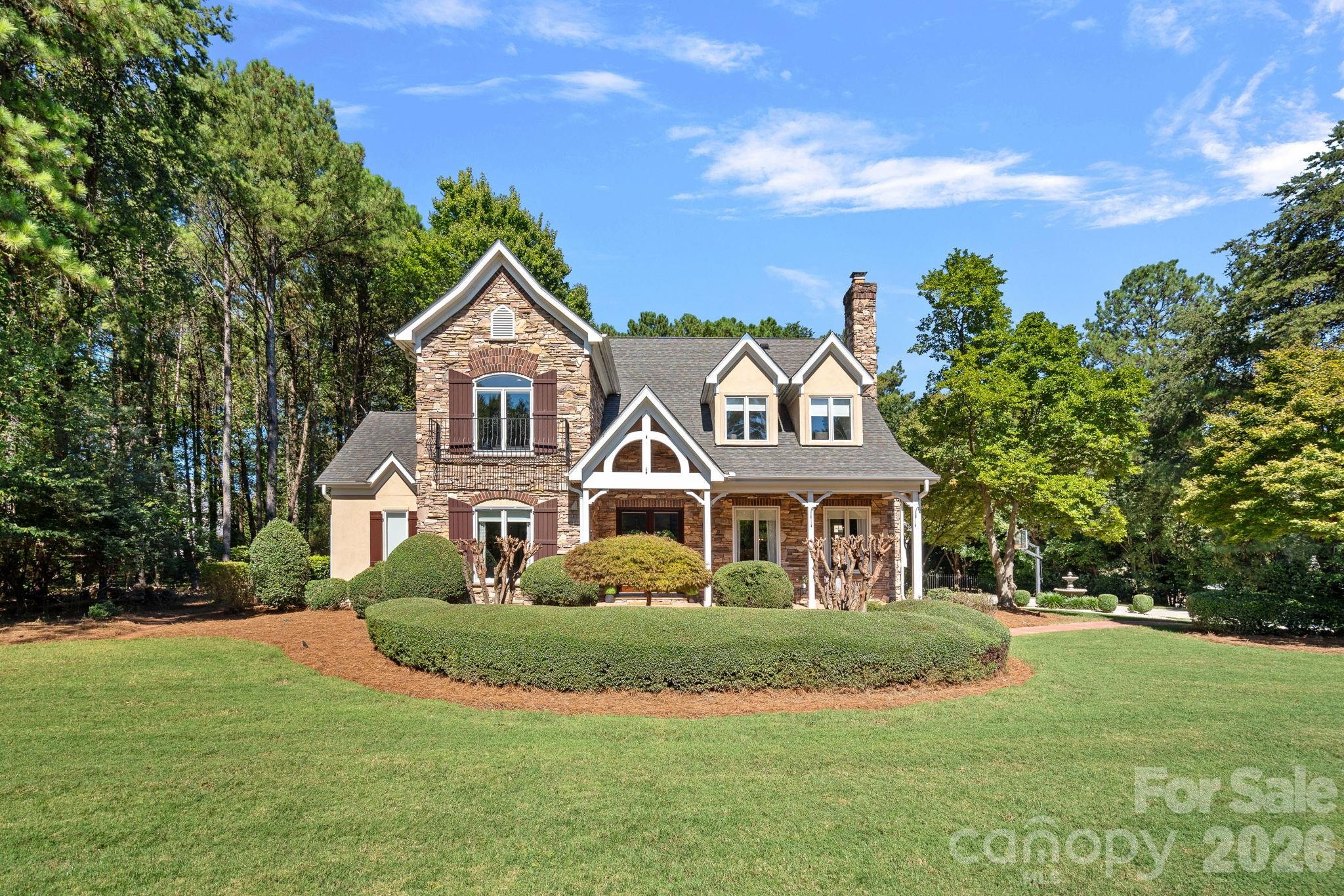 176 Vineyard Drive — photo