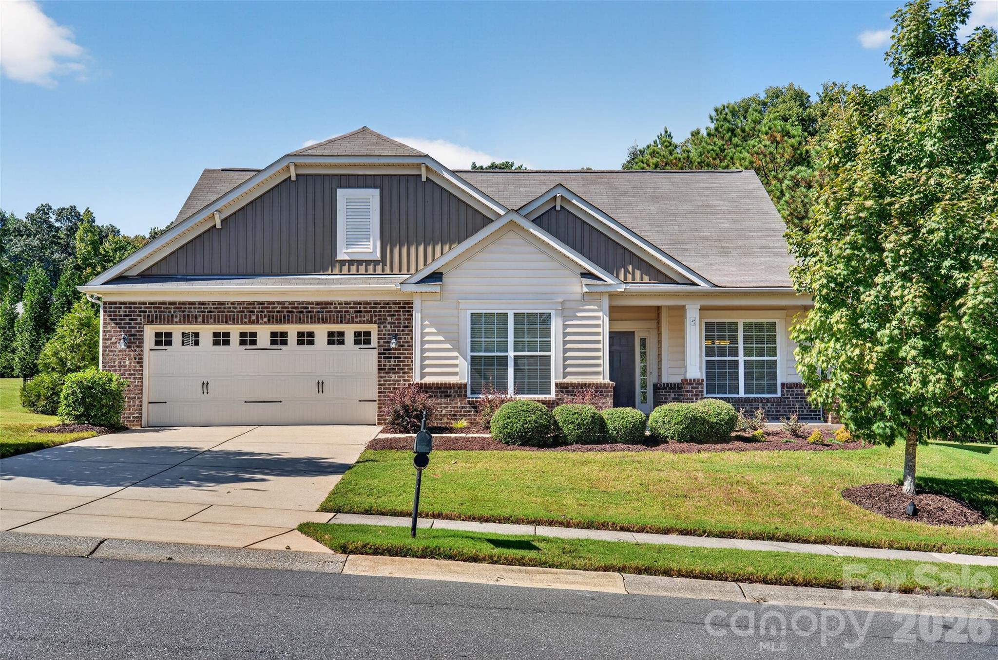 12910 Hunting Birds Lane — photo