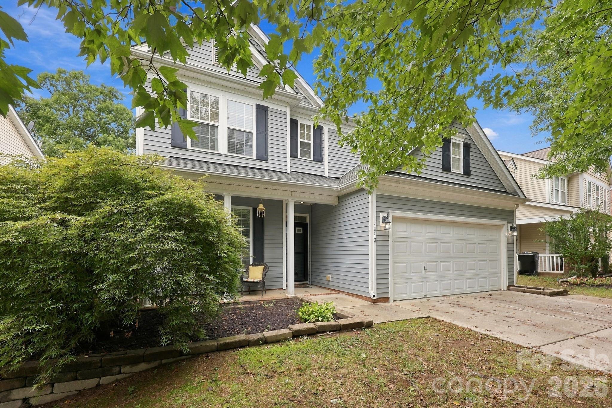 1913 Wilburn Park Lane NW — photo