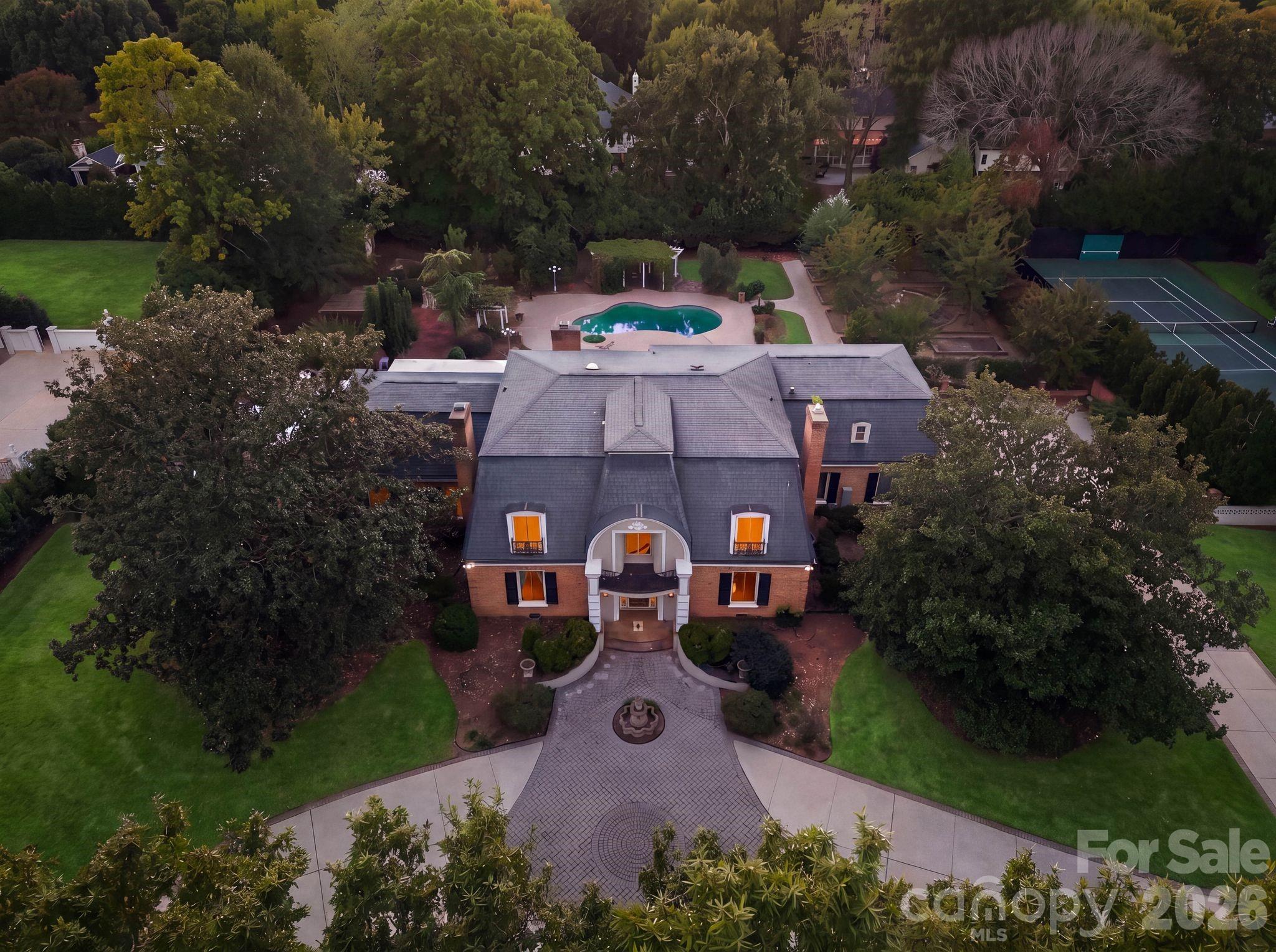 3452 Sharon Road — photo