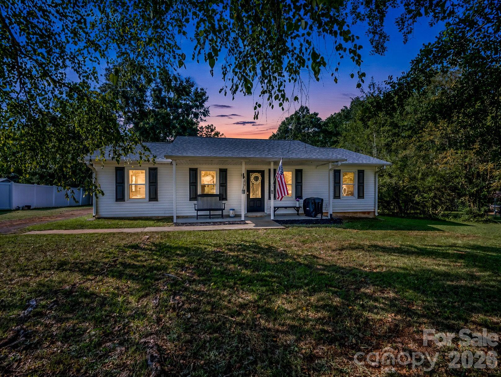 123 Strawberry Drive — photo