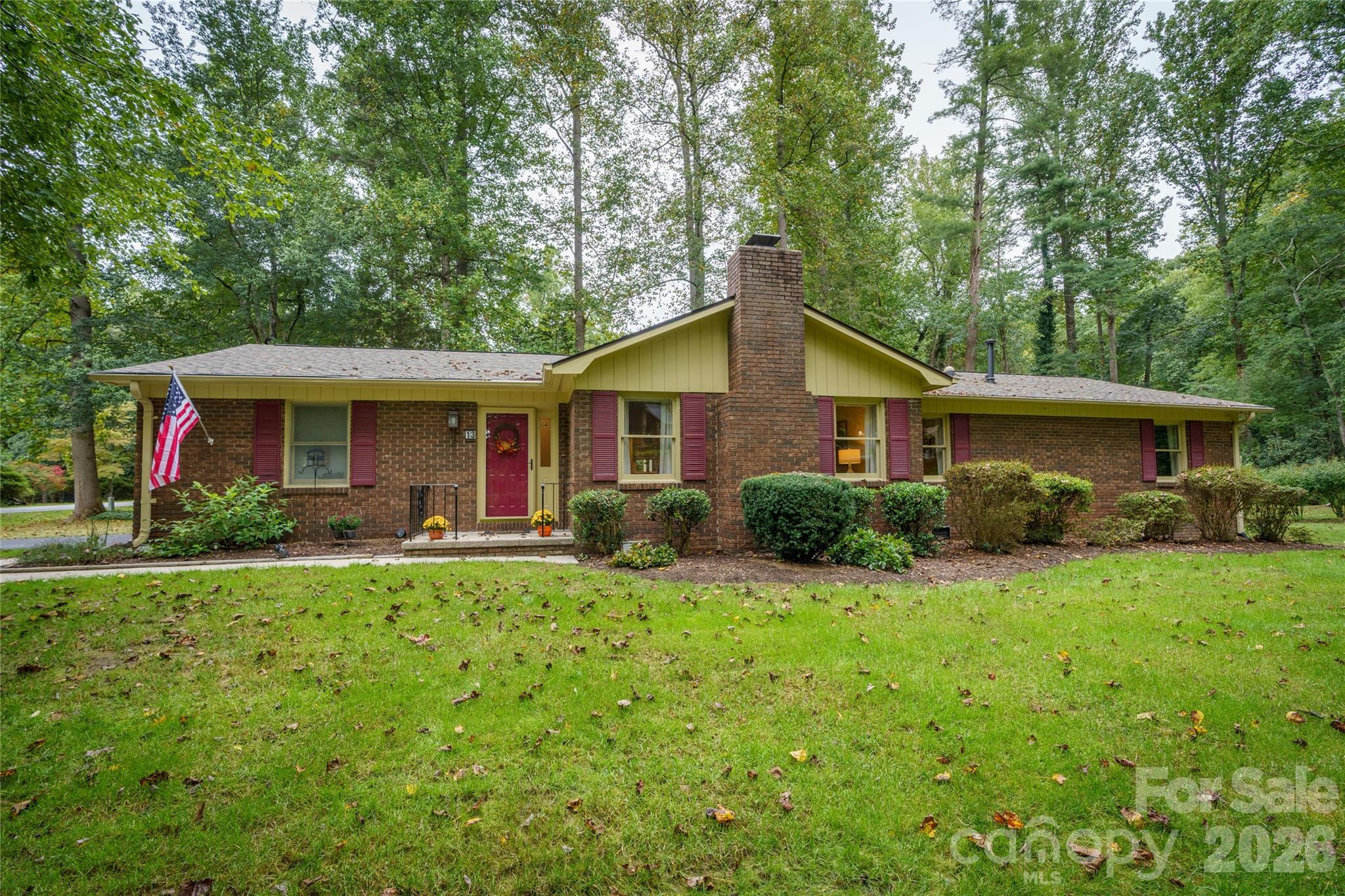 13 Foxhorn Court — photo