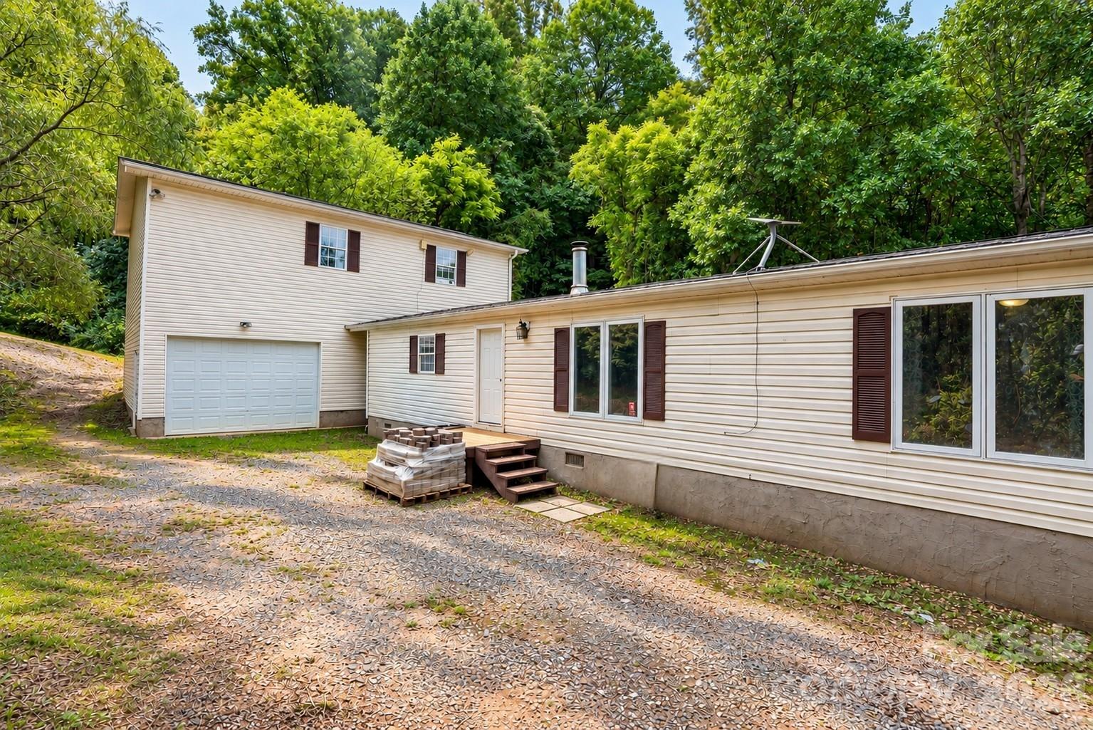 91 Walnut Drive — photo