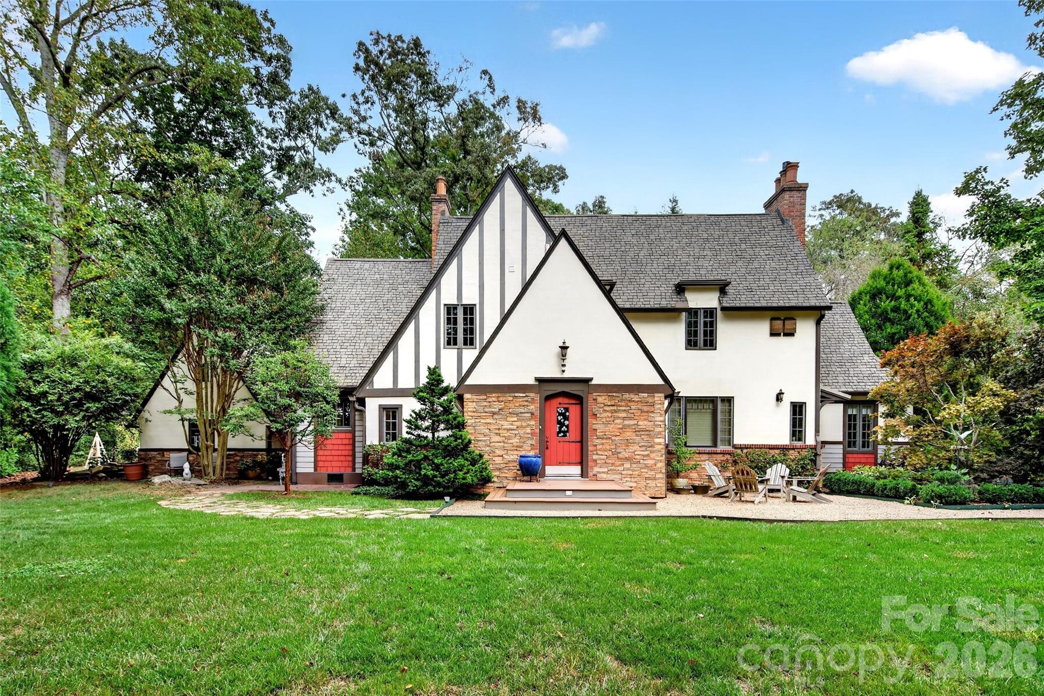 22 Manchester Drive — photo