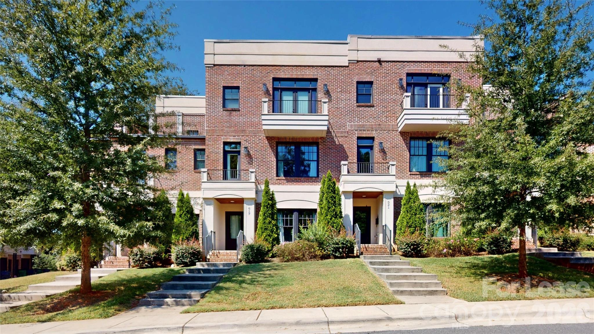 617 W Worthington Avenue — photo