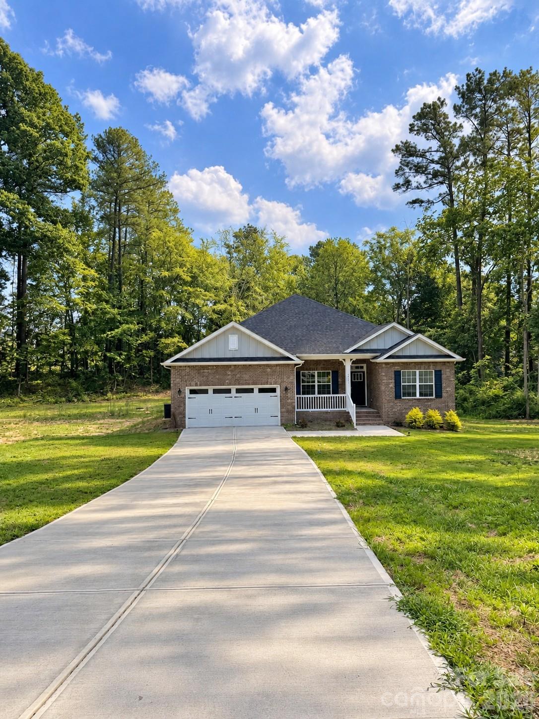 2913 Waterford Lane 34 — photo