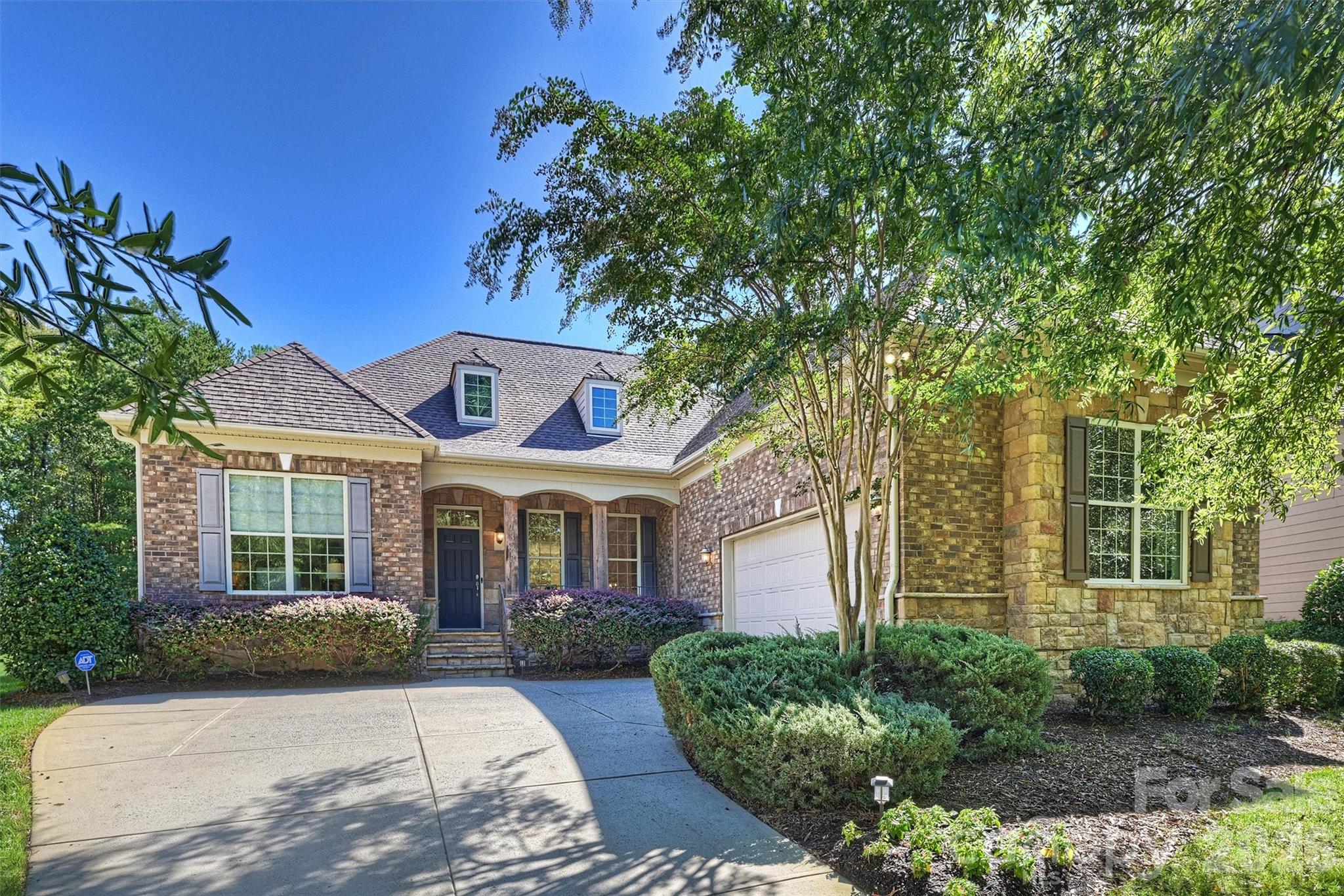 7325 Edenbridge Lane — photo
