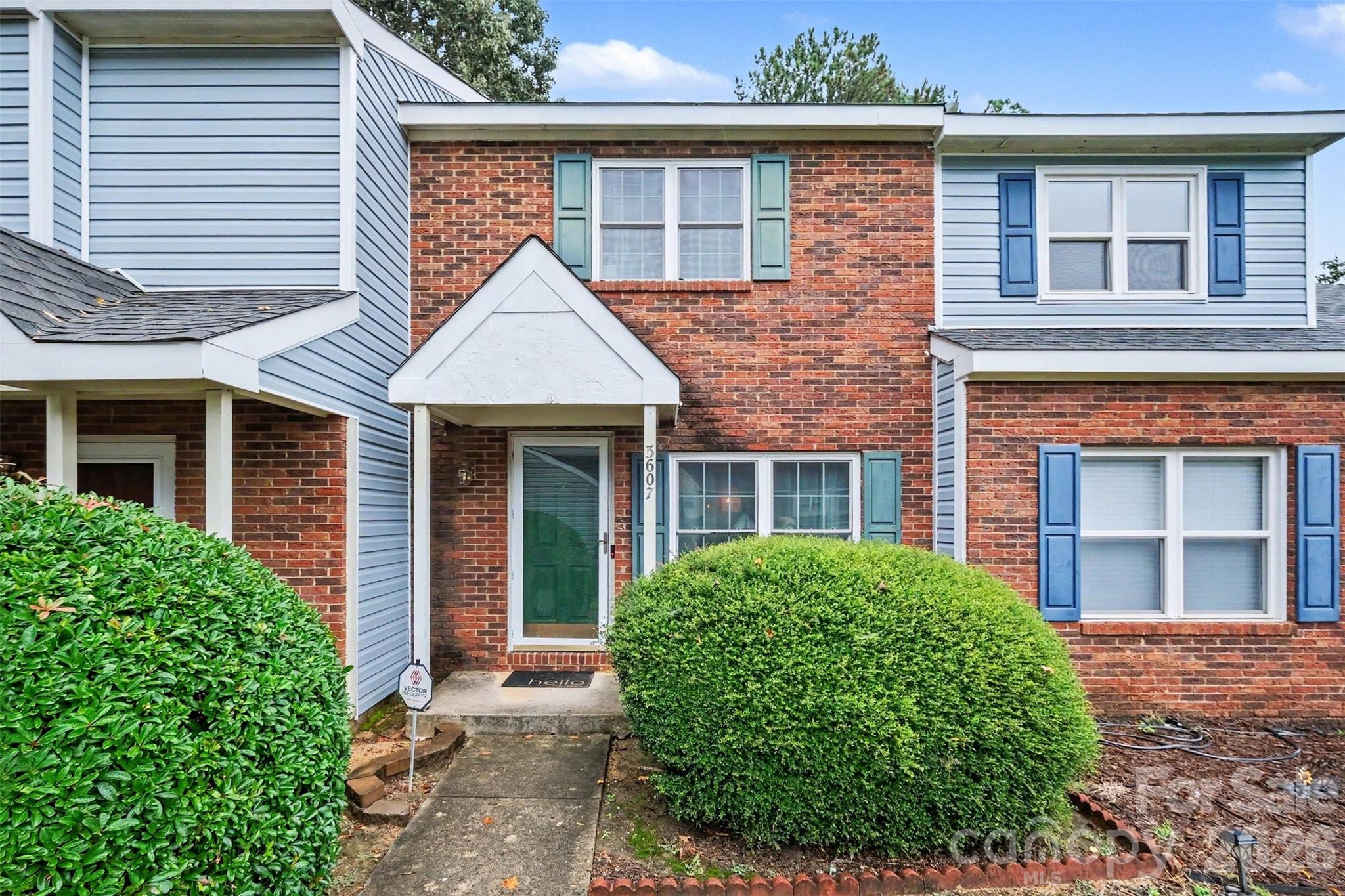 3607 Huyton Court — photo