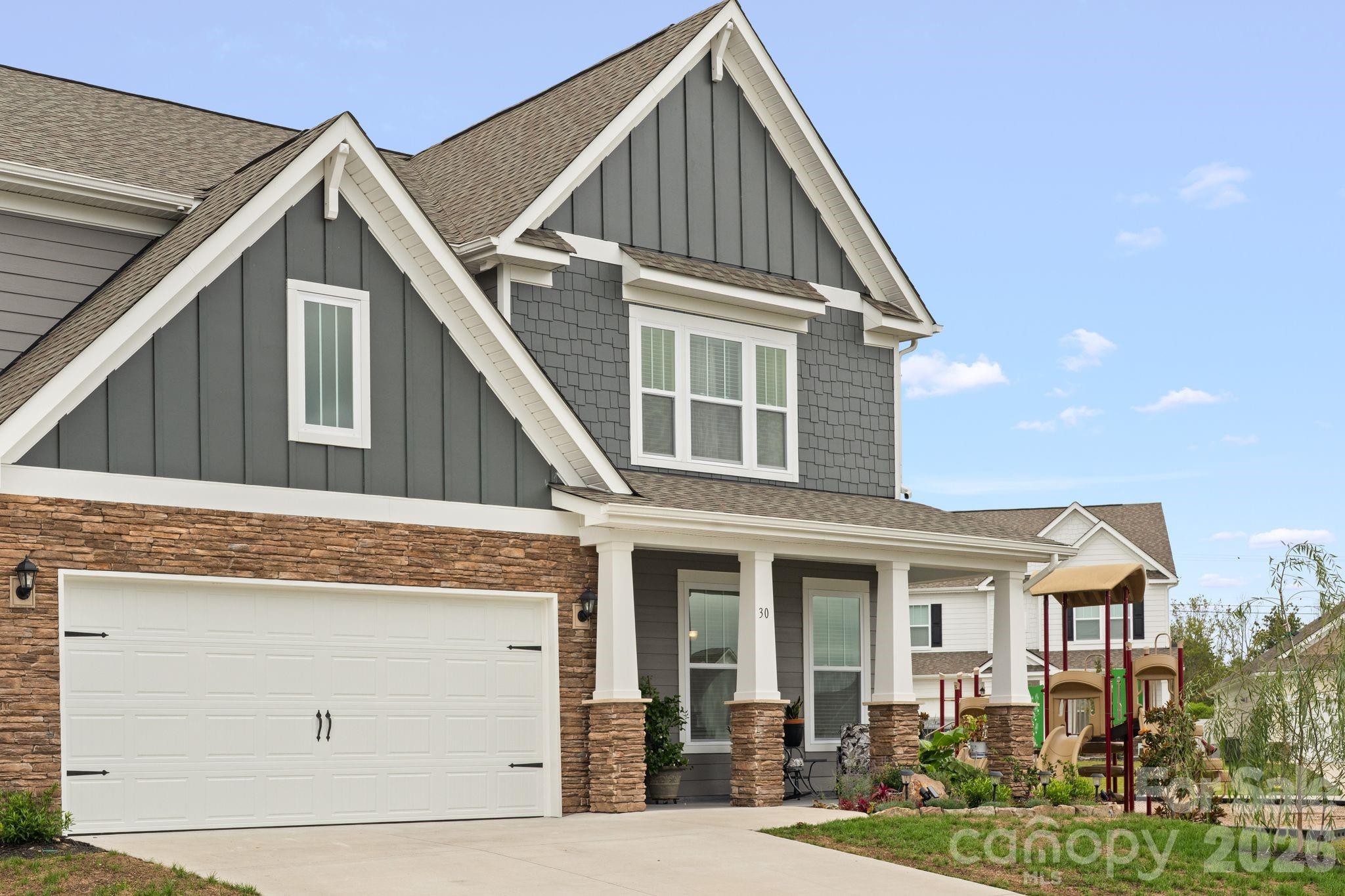 30 Silverthorne Court — photo
