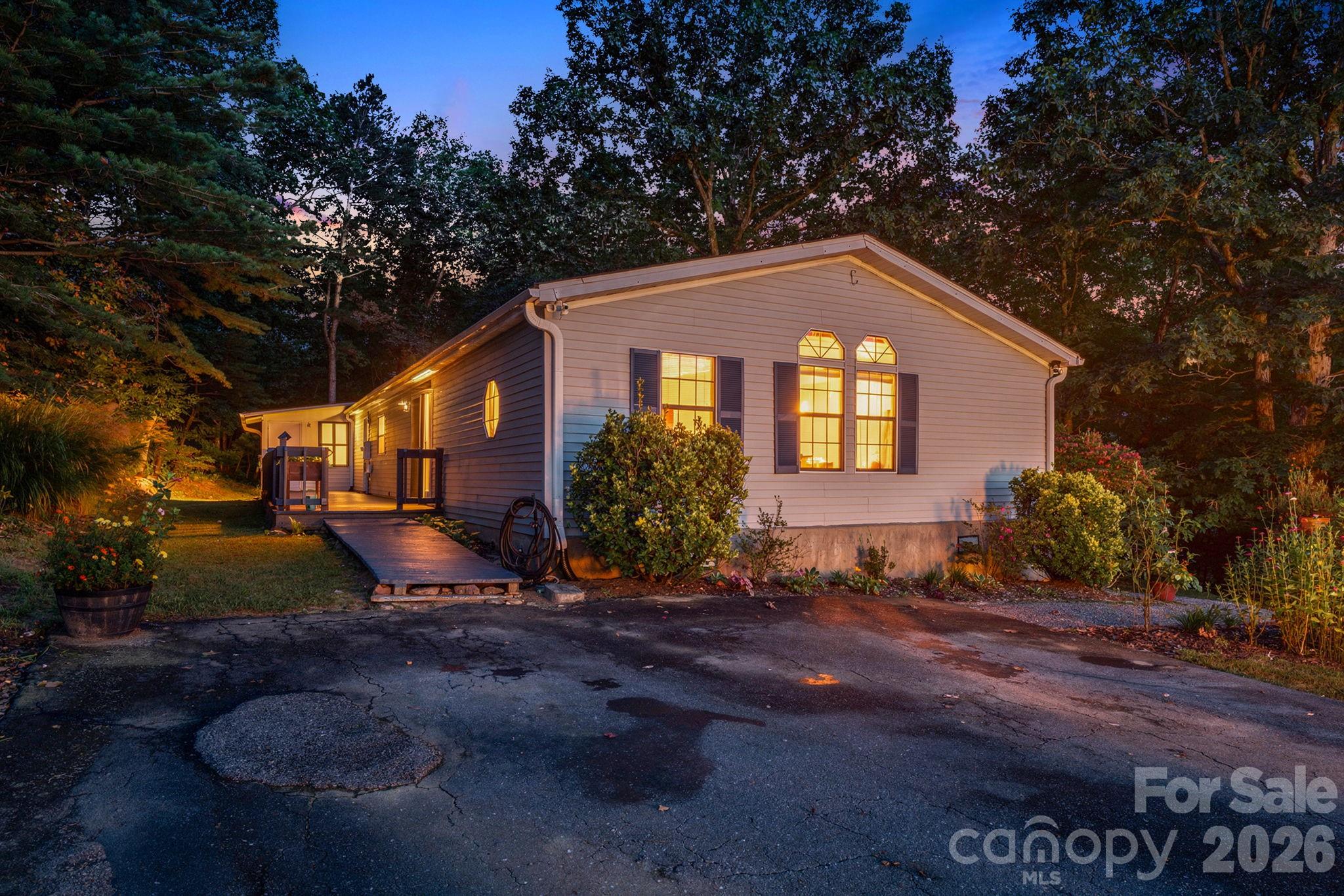 75 Cliffview Drive — photo