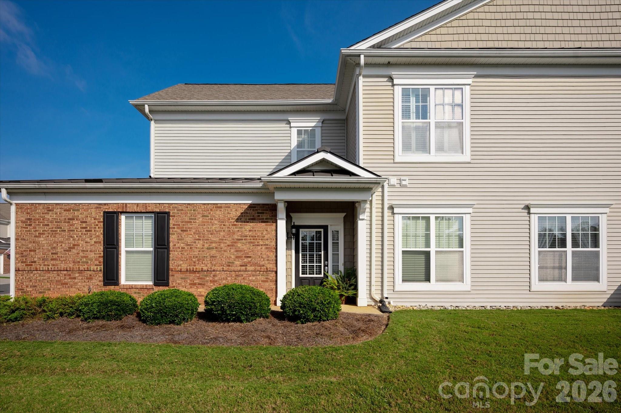 44424 Oriole Drive 200 — photo