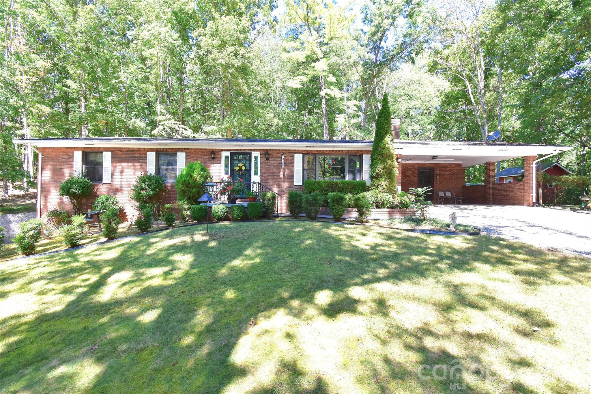 39 Maynard Road — photo