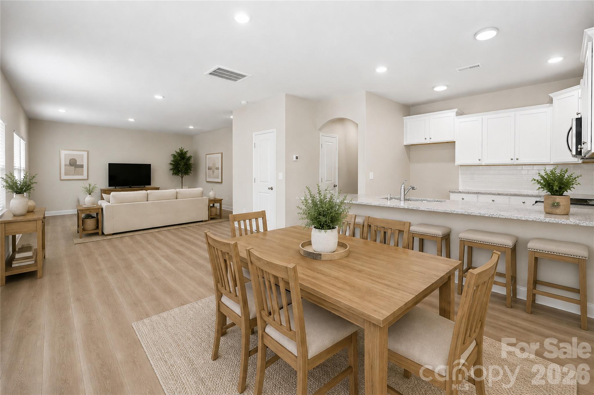 8908 Sawyer Run Court — photo