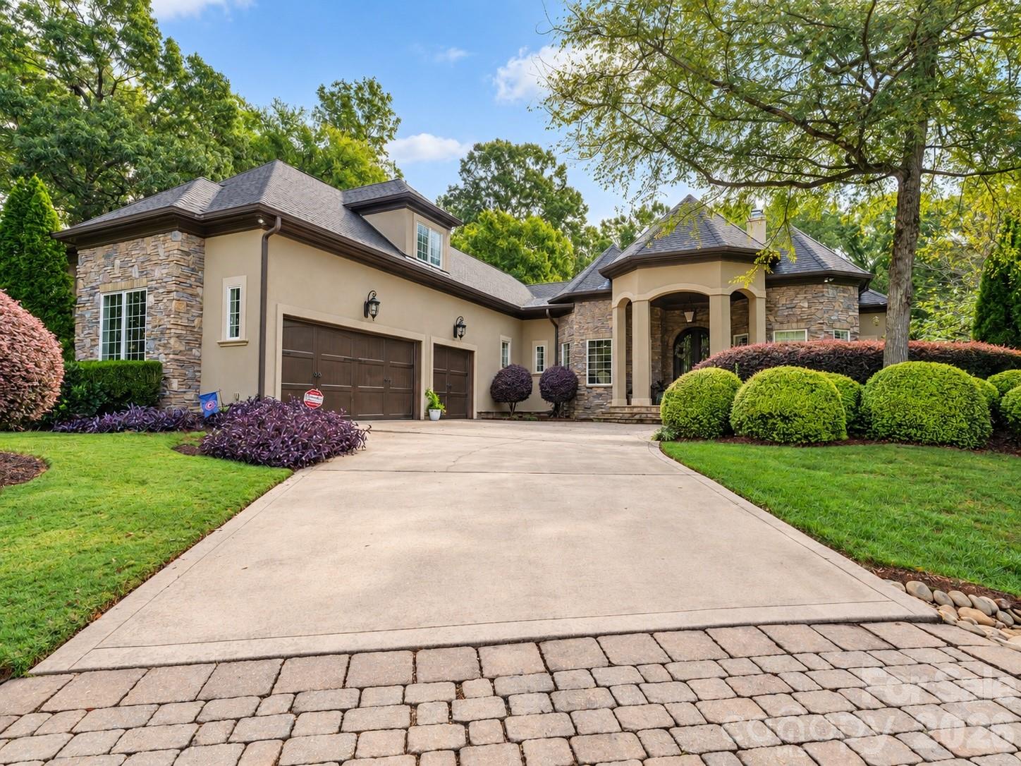 252 Treetops Drive — photo