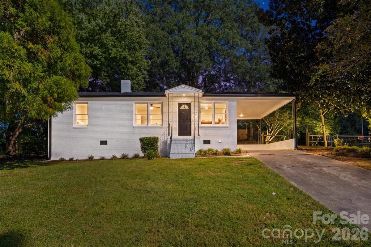 2700 Douglas Drive — photo