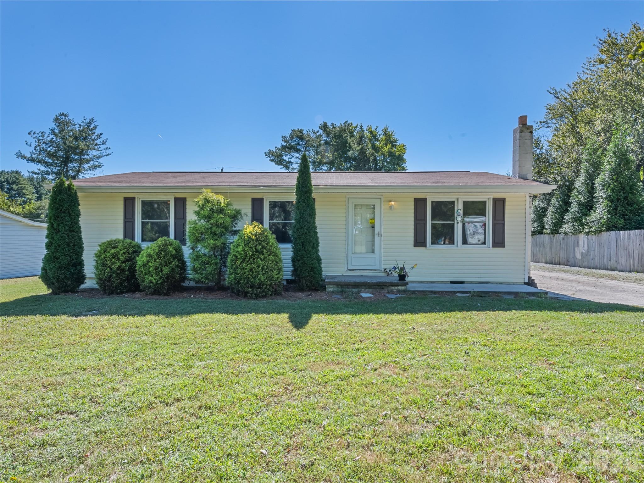 1188 Eastbrook Drive — photo