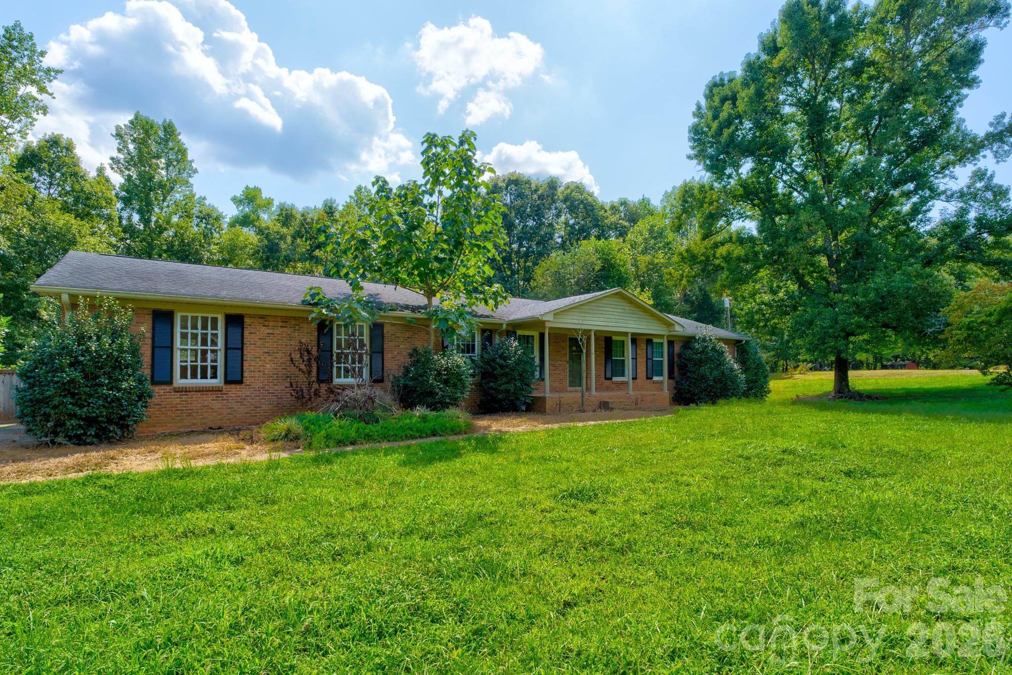205 Forest Dellinger Road — photo