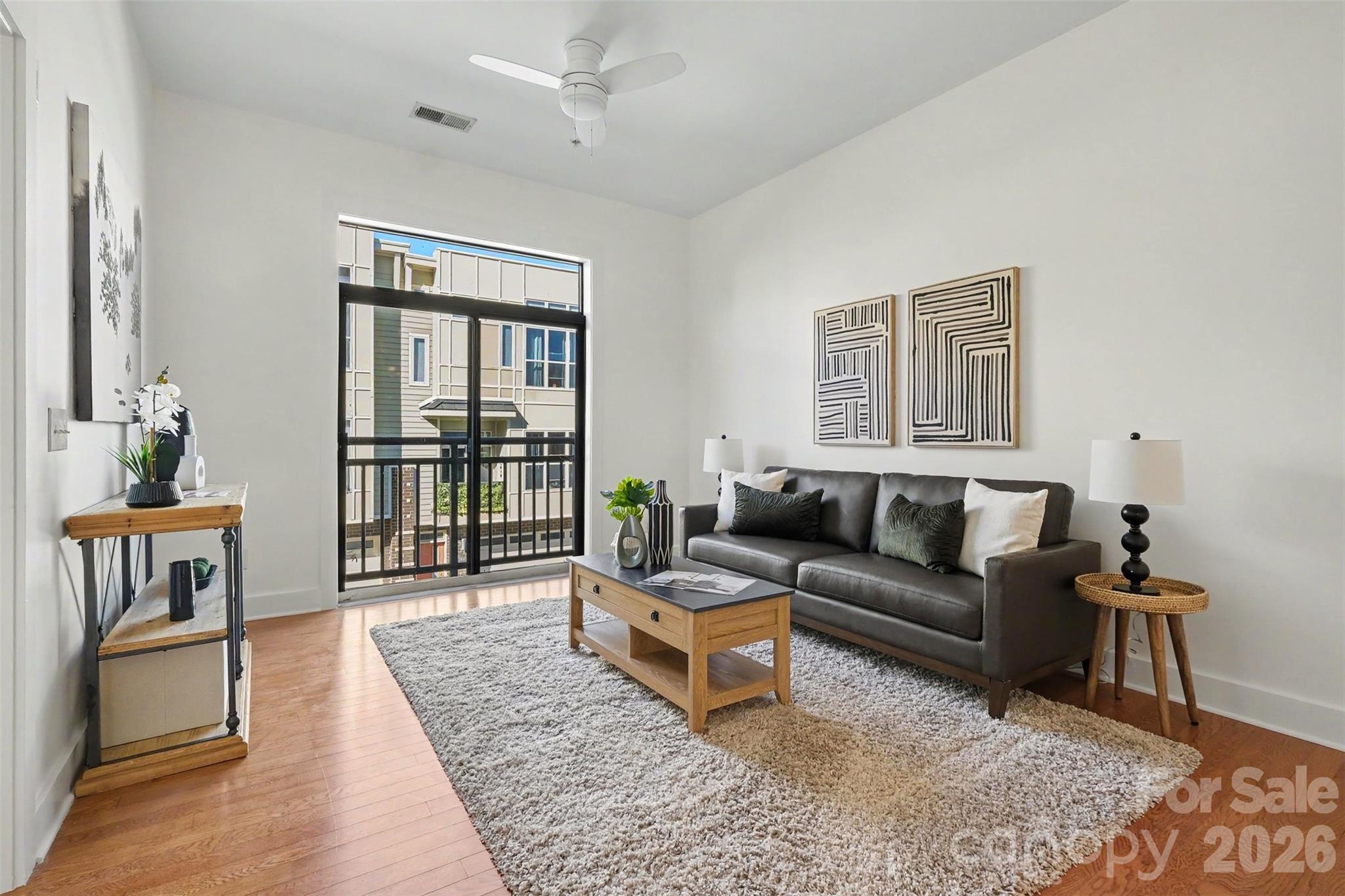3259 Noda Boulevard — photo