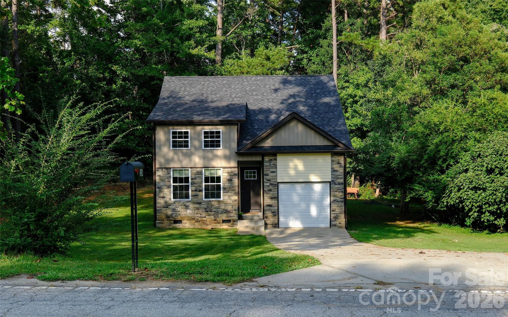 524 Asbury Drive — photo