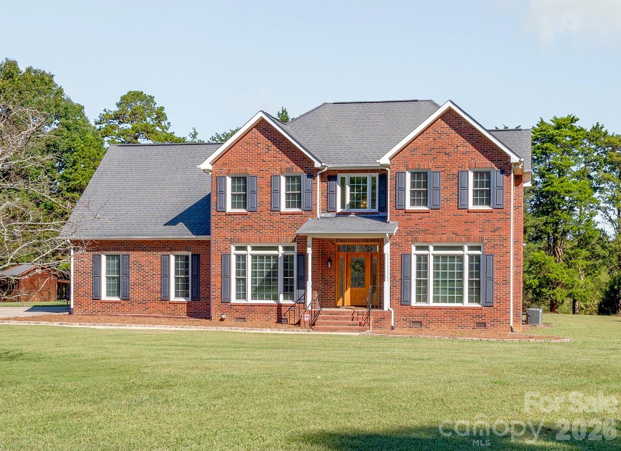 16506 Whispering Oaks Lane — photo