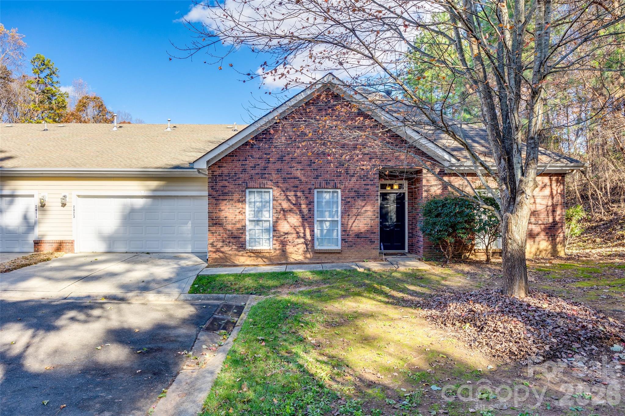 2023 Aragon Lane — photo