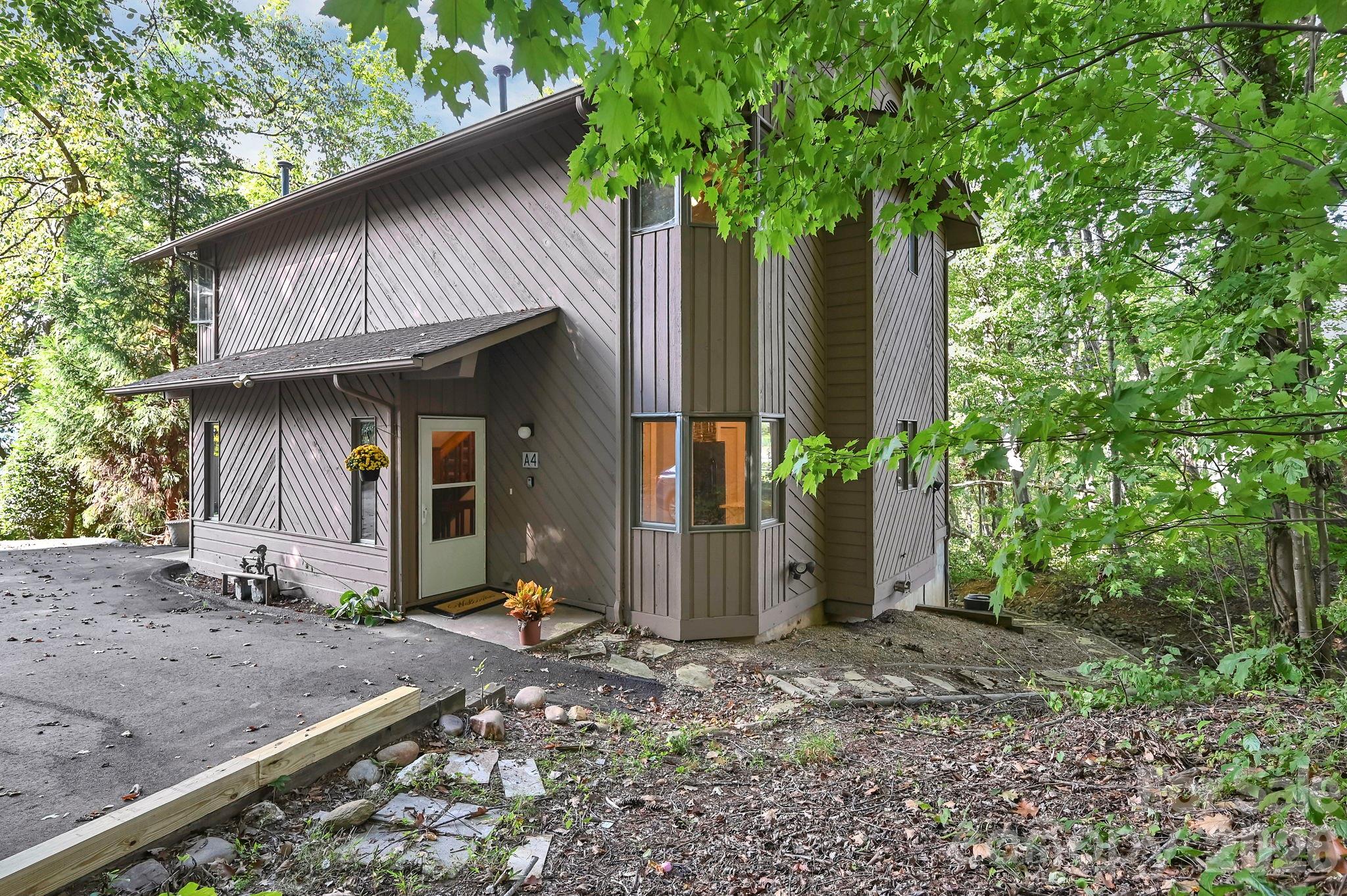 305 Piney Mountain Drive a/#4 — photo