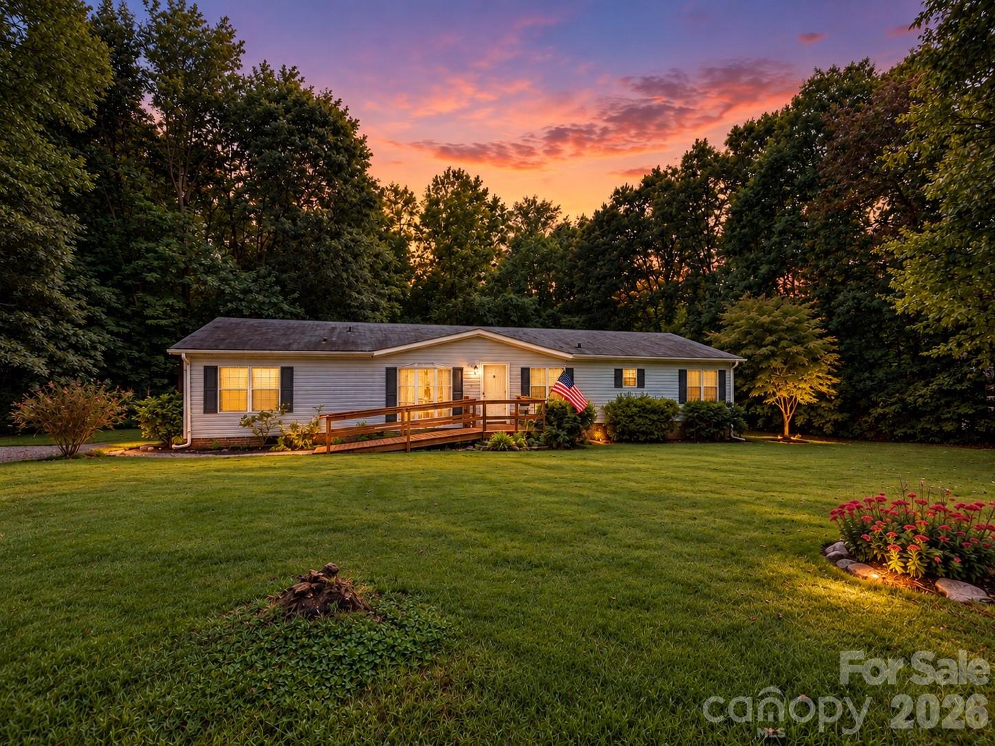 121 Haystack Lane, Olin, NC 28660