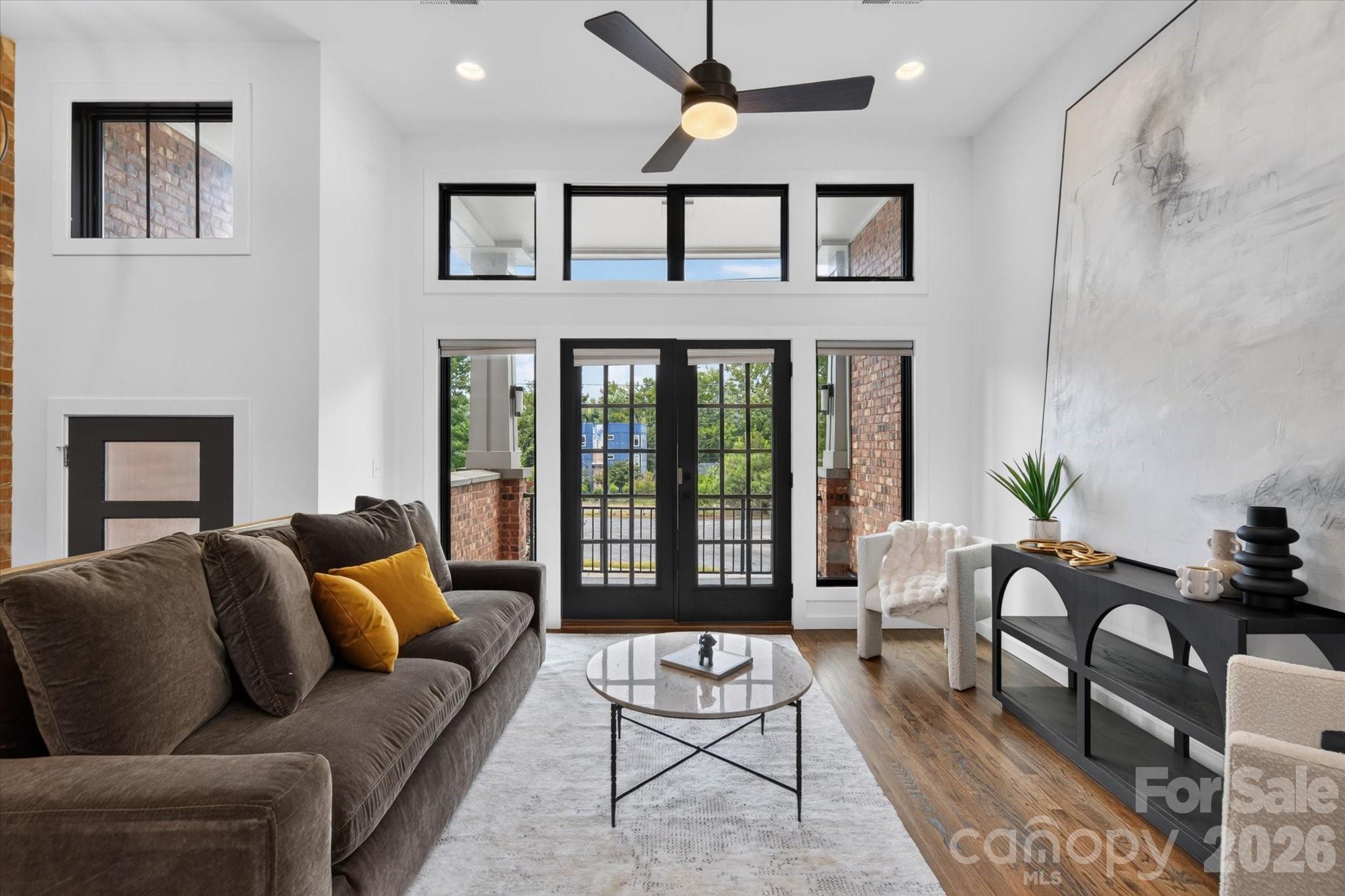 2727 N Brevard Street — photo
