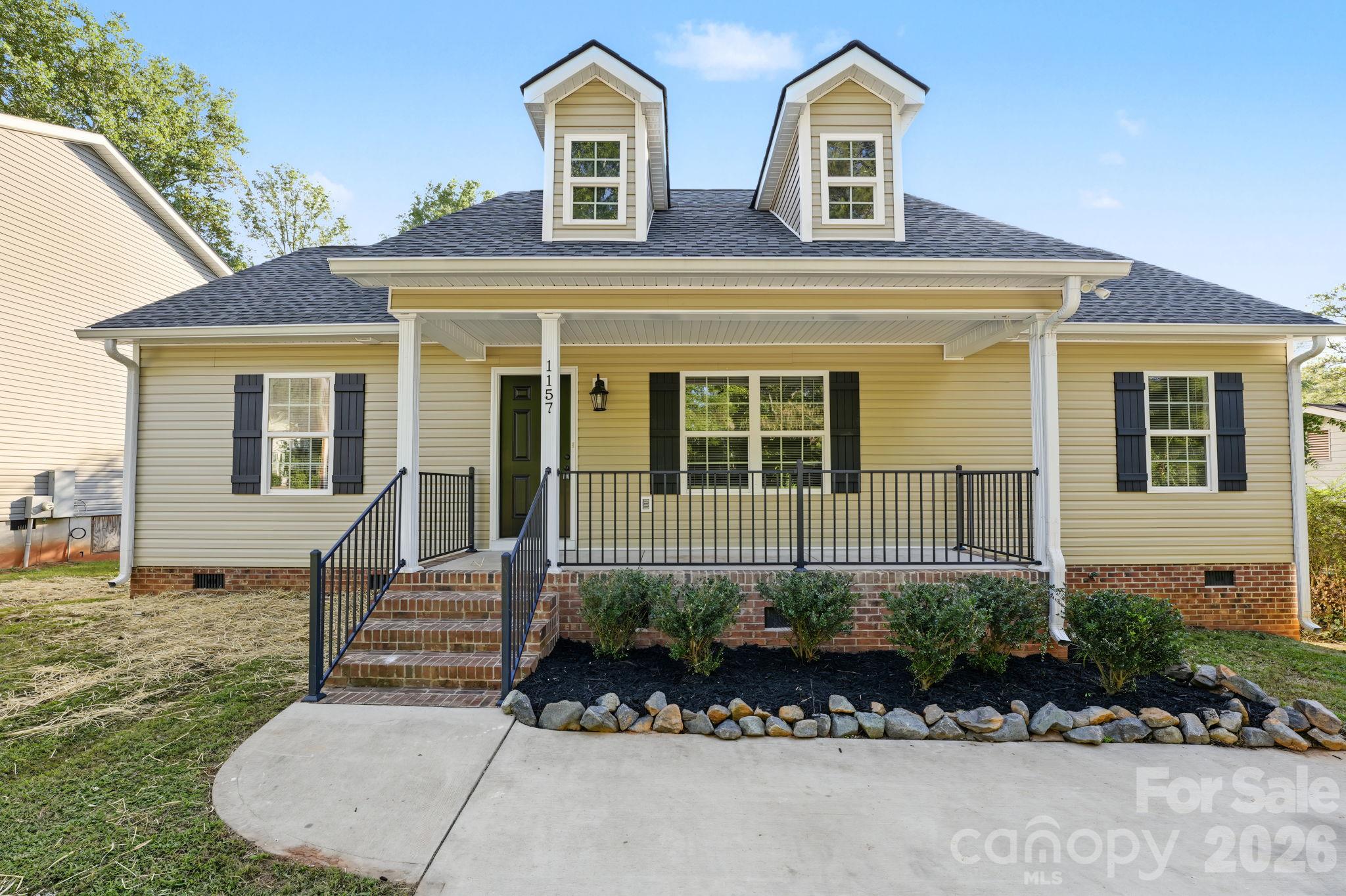 1157 Calhoun Street — photo