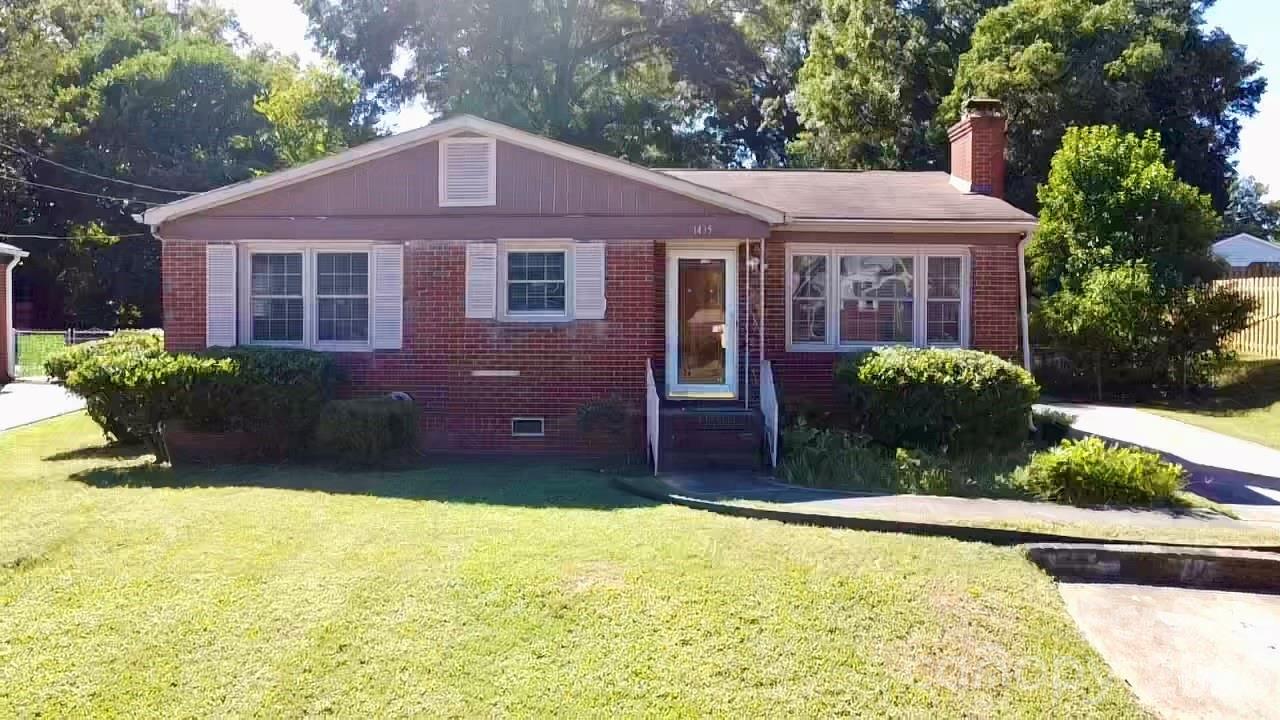 1435 Dean Street — photo
